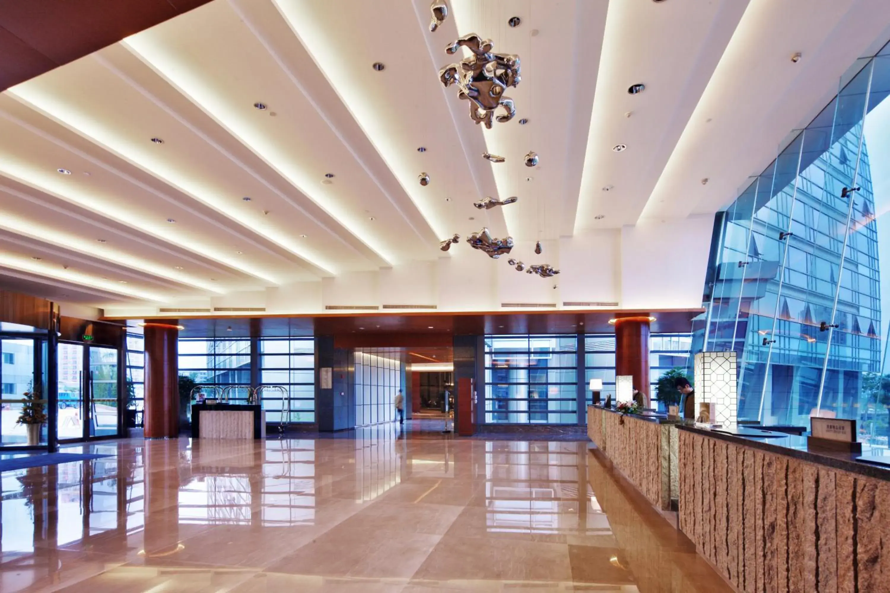 Lobby or reception in Grand Skylight International Hotel Shenzhen Guanlan, Near Metro Station, Huawei, Foxcnn, Shenzhen North Railway Lobby or reception in Grand Skylight International Hotel Shenzhen Guanlan, Near Metro Station, Huawei, Foxcnn, Shenzhen North Railway