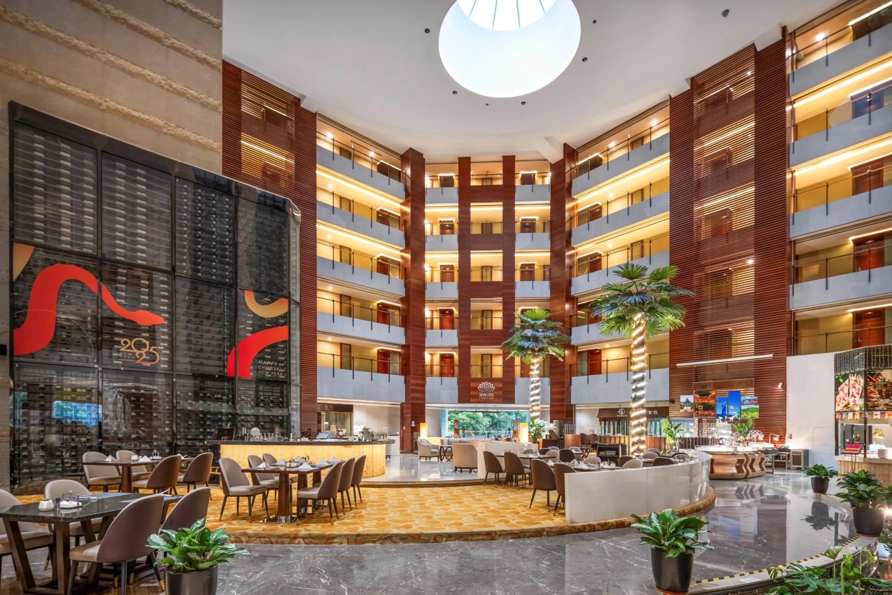 Restaurant/places to eat in Grand Skylight International Hotel Shenzhen Guanlan, Near Metro Station, Huawei, Foxcnn, Shenzhen North Railway