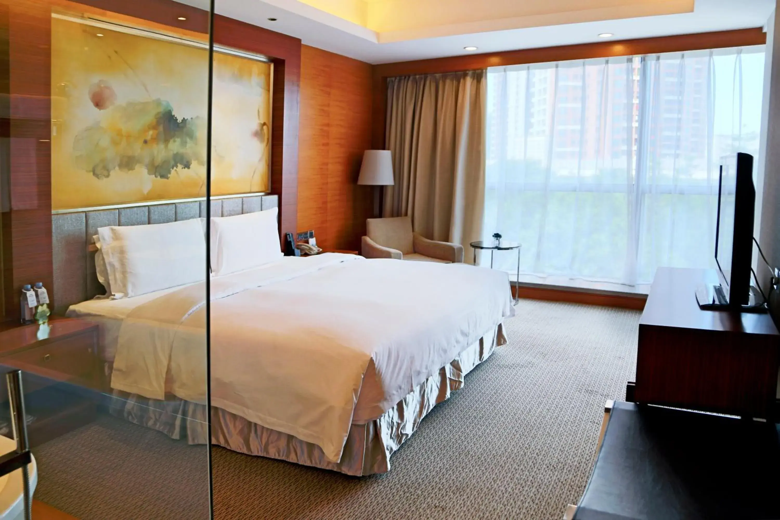 Photo of the whole room, Bed in Grand Skylight International Hotel Shenzhen Guanlan, Near Metro Station, Huawei, Foxcnn, Shenzhen North Railway Photo of the whole room, Bed in Grand Skylight International Hotel Shenzhen Guanlan, Near Metro Station, Huawei, Foxcnn, Shenzhen North Railway