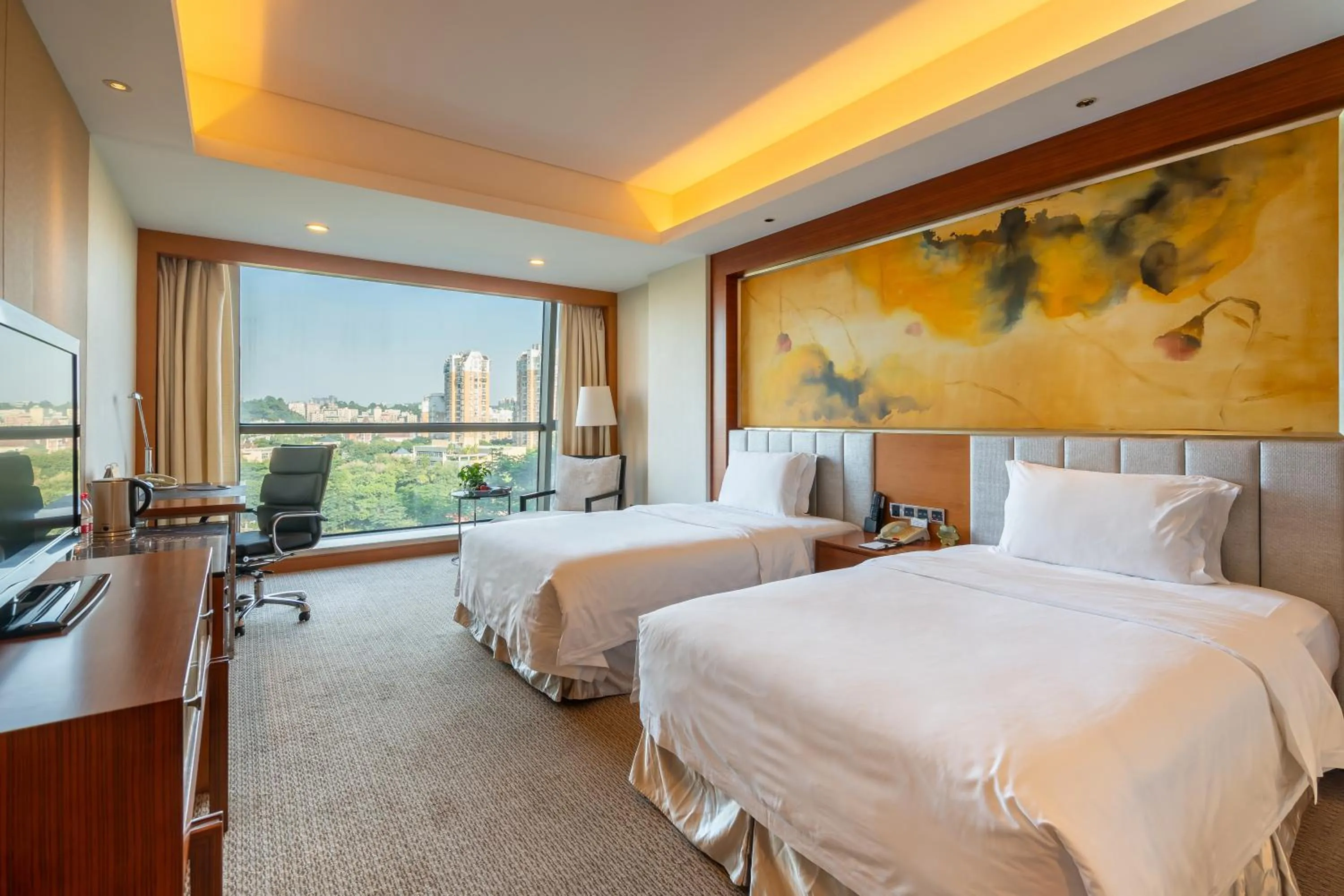 Bed in Grand Skylight International Hotel Shenzhen Guanlan, Near Metro Station, Huawei, Foxcnn, Shenzhen North Railway