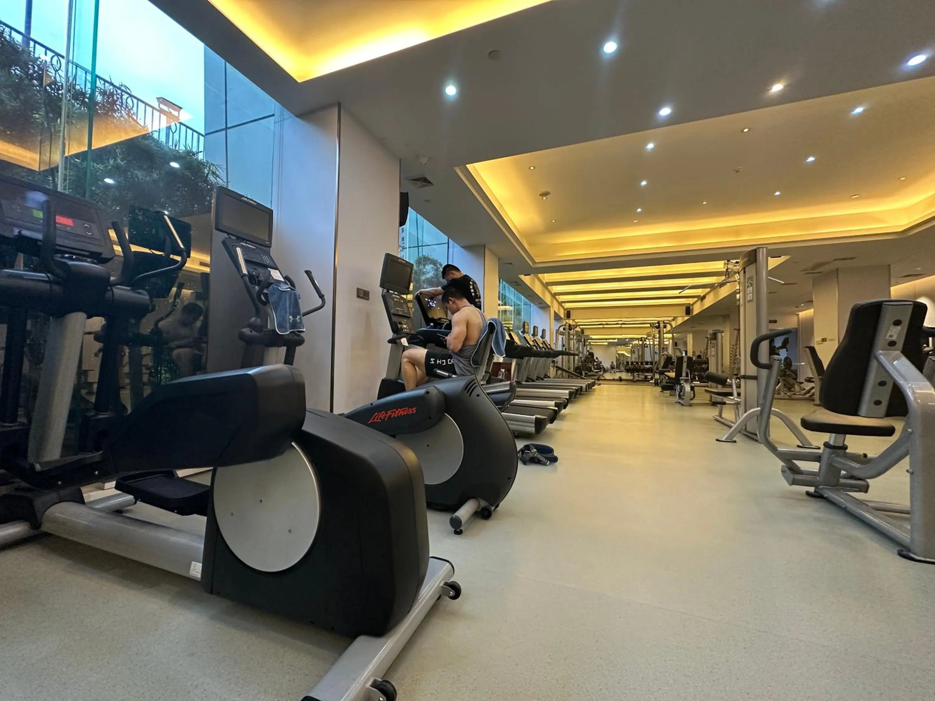 Fitness centre/facilities in Grand Skylight International Hotel Shenzhen Guanlan, Near Metro Station, Huawei, Foxcnn, Shenzhen North Railway