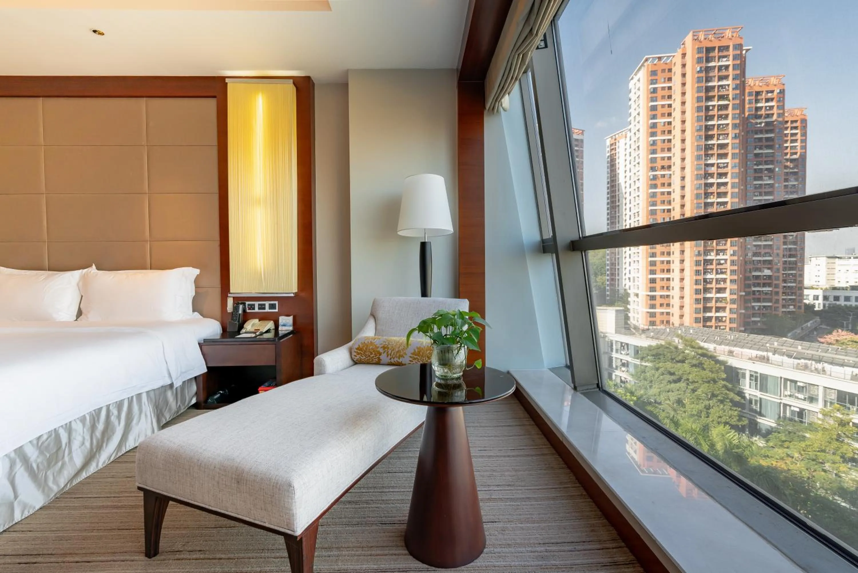 View (from property/room), Bed in Grand Skylight International Hotel Shenzhen Guanlan, Near Metro Station, Huawei, Foxcnn, Shenzhen North Railway