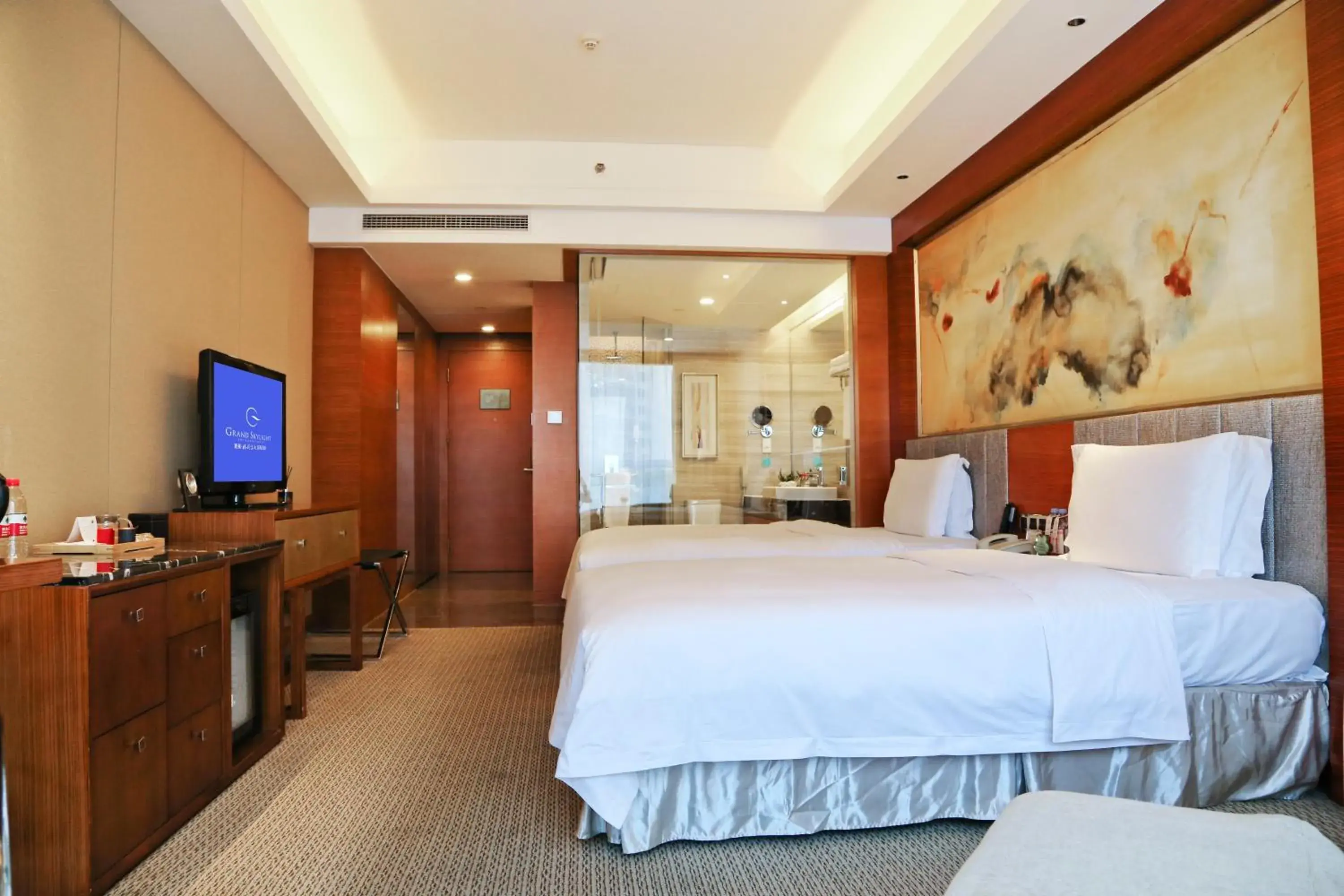 Photo of the whole room, Bed in Grand Skylight International Hotel Shenzhen Guanlan, Near Metro Station, Huawei, Foxcnn, Shenzhen North Railway Photo of the whole room, Bed in Grand Skylight International Hotel Shenzhen Guanlan, Near Metro Station, Huawei, Foxcnn, Shenzhen North Railway