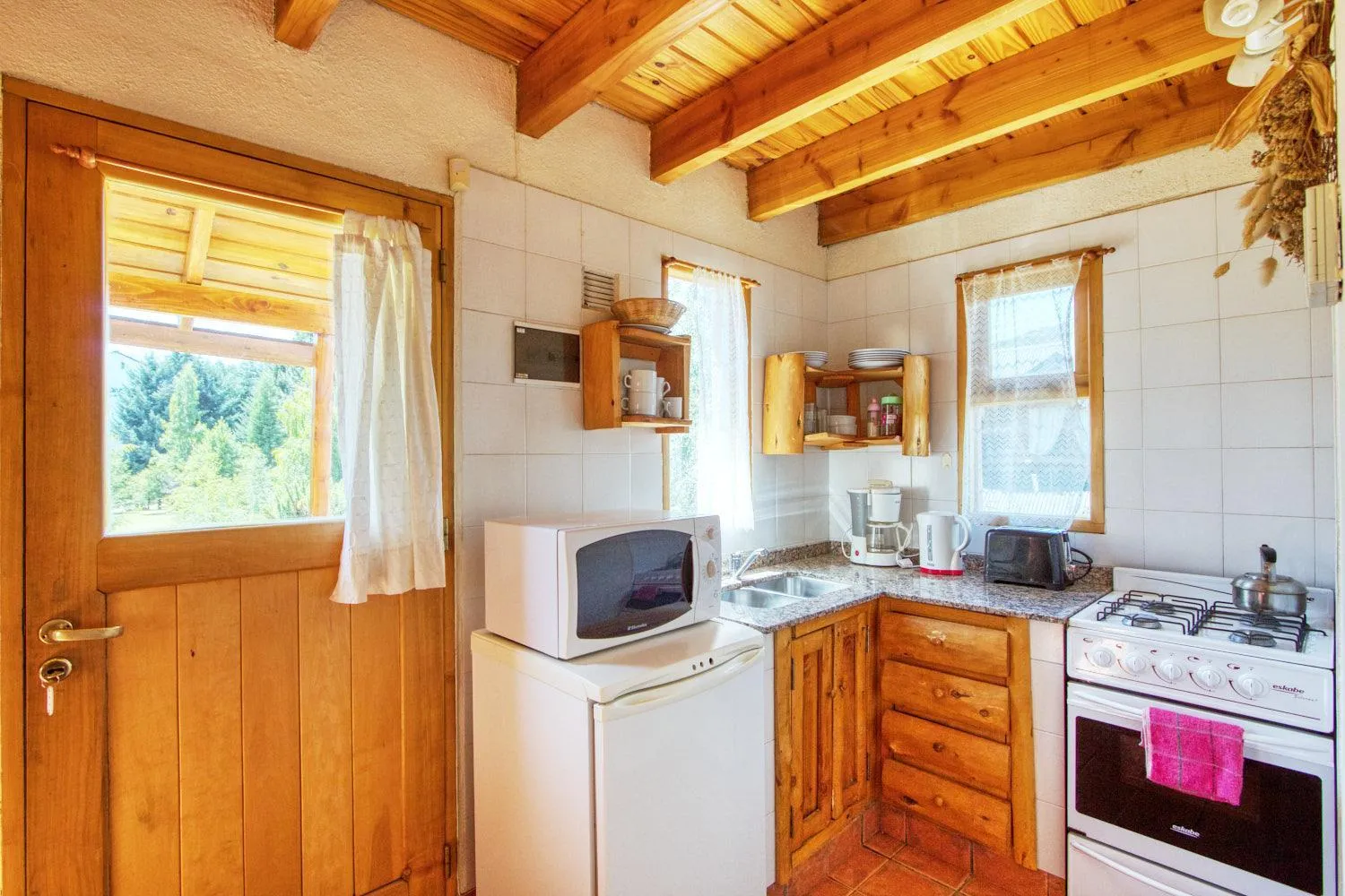 Kitchen or kitchenette in Punto Bariloche