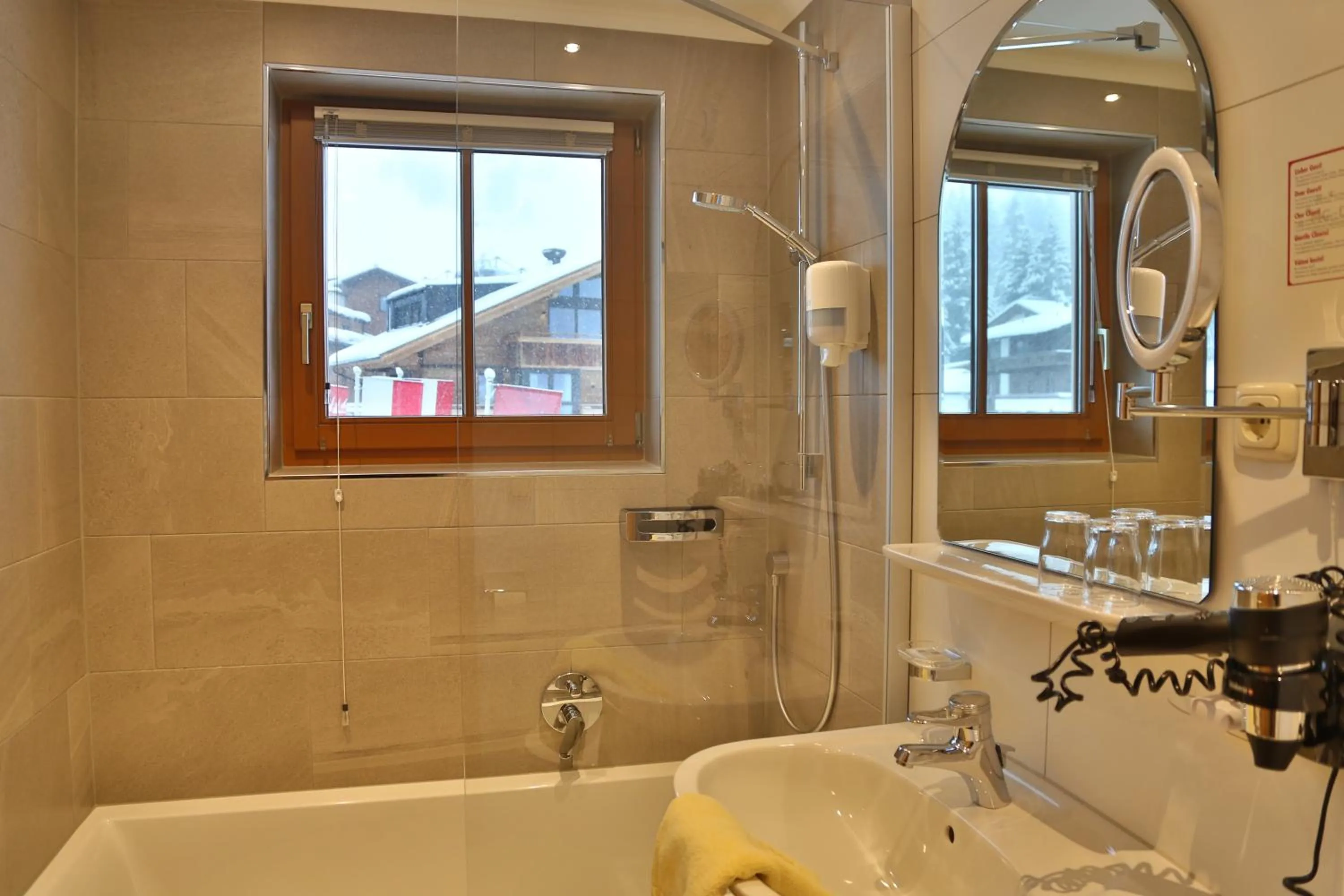 Bathroom in Aparthotel Acksteiner