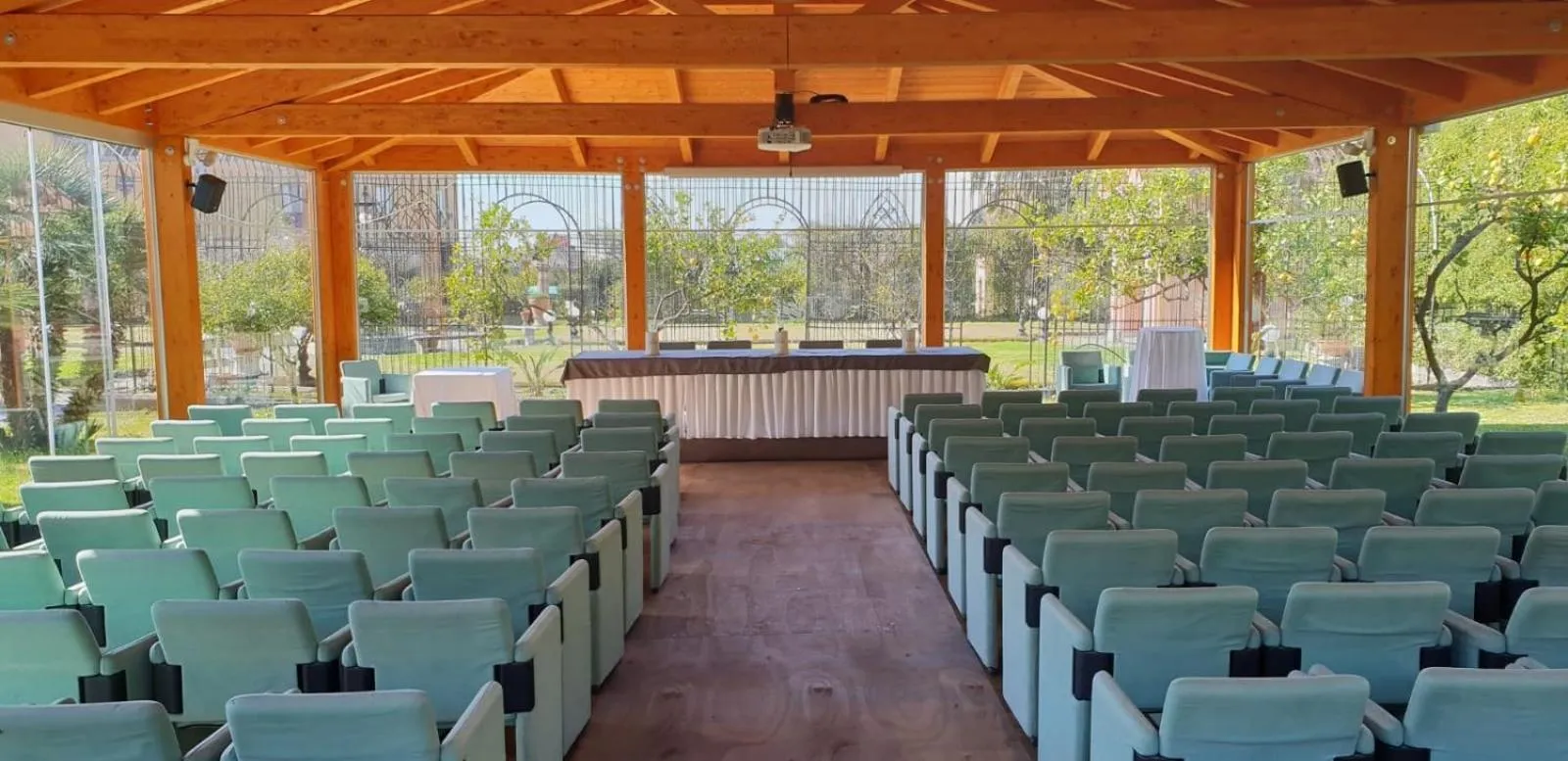 Meeting/conference room in Villa Signorini Hotel