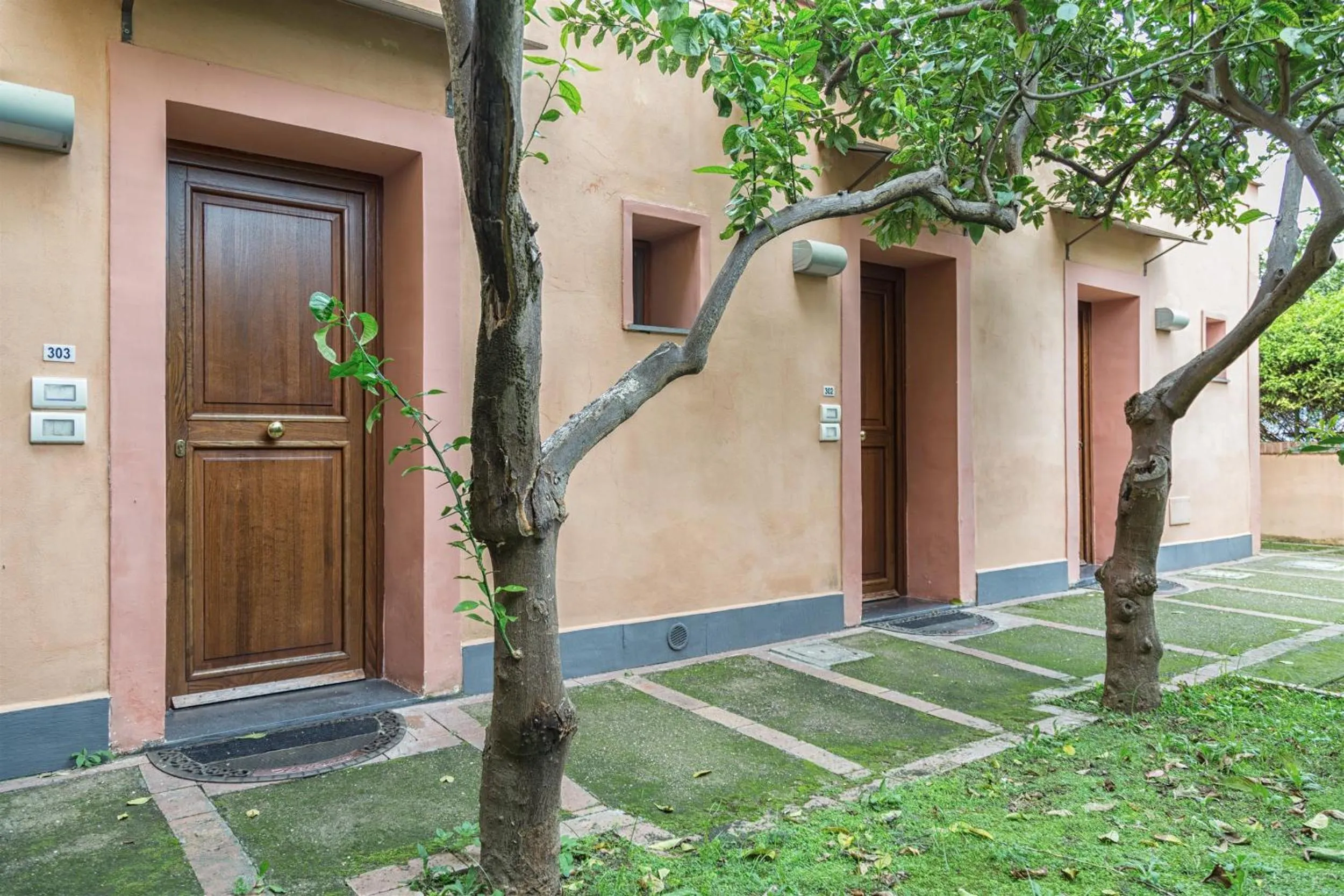 Garden view in Villa Signorini Hotel