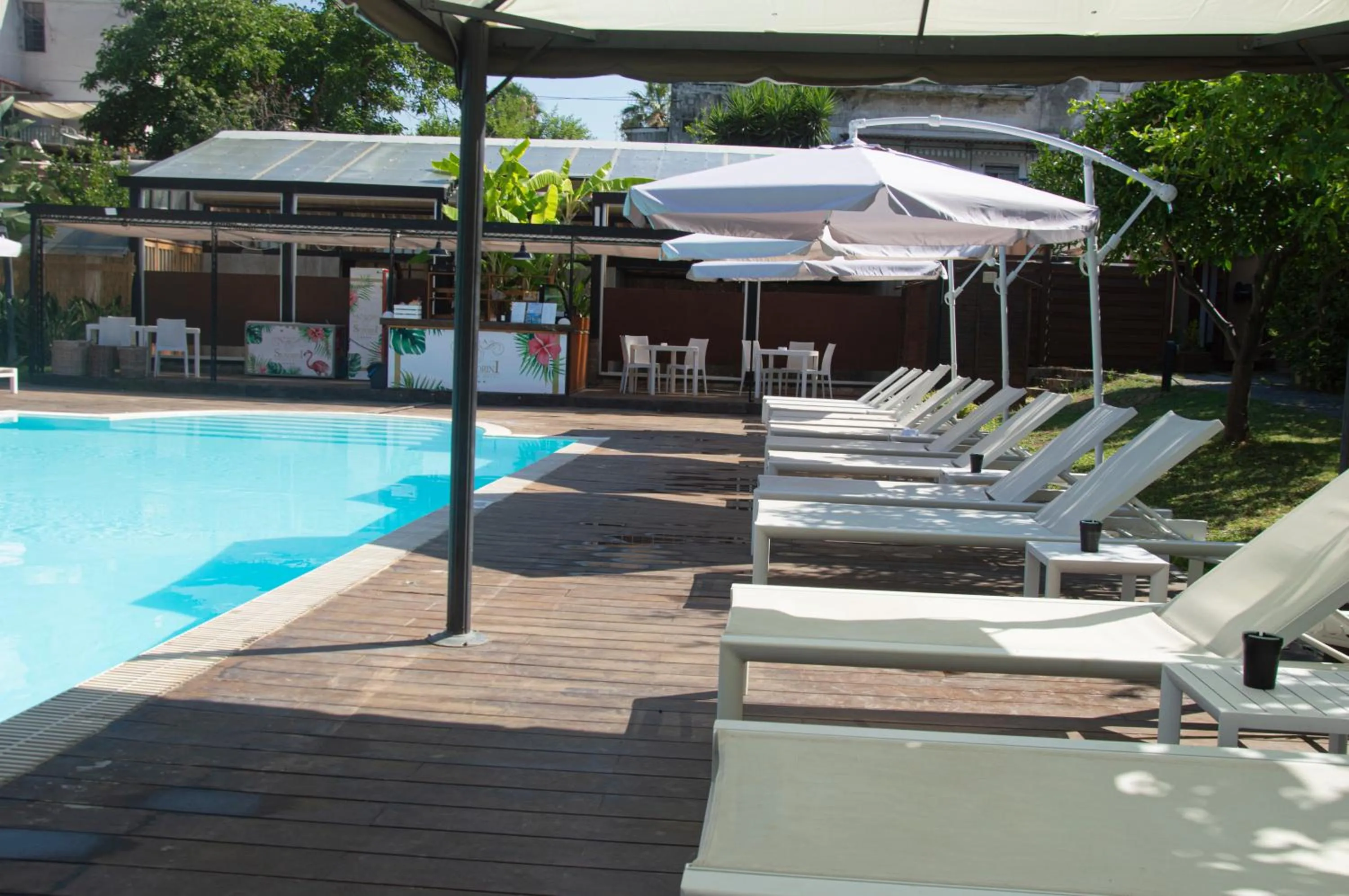 Swimming pool in Villa Signorini Hotel