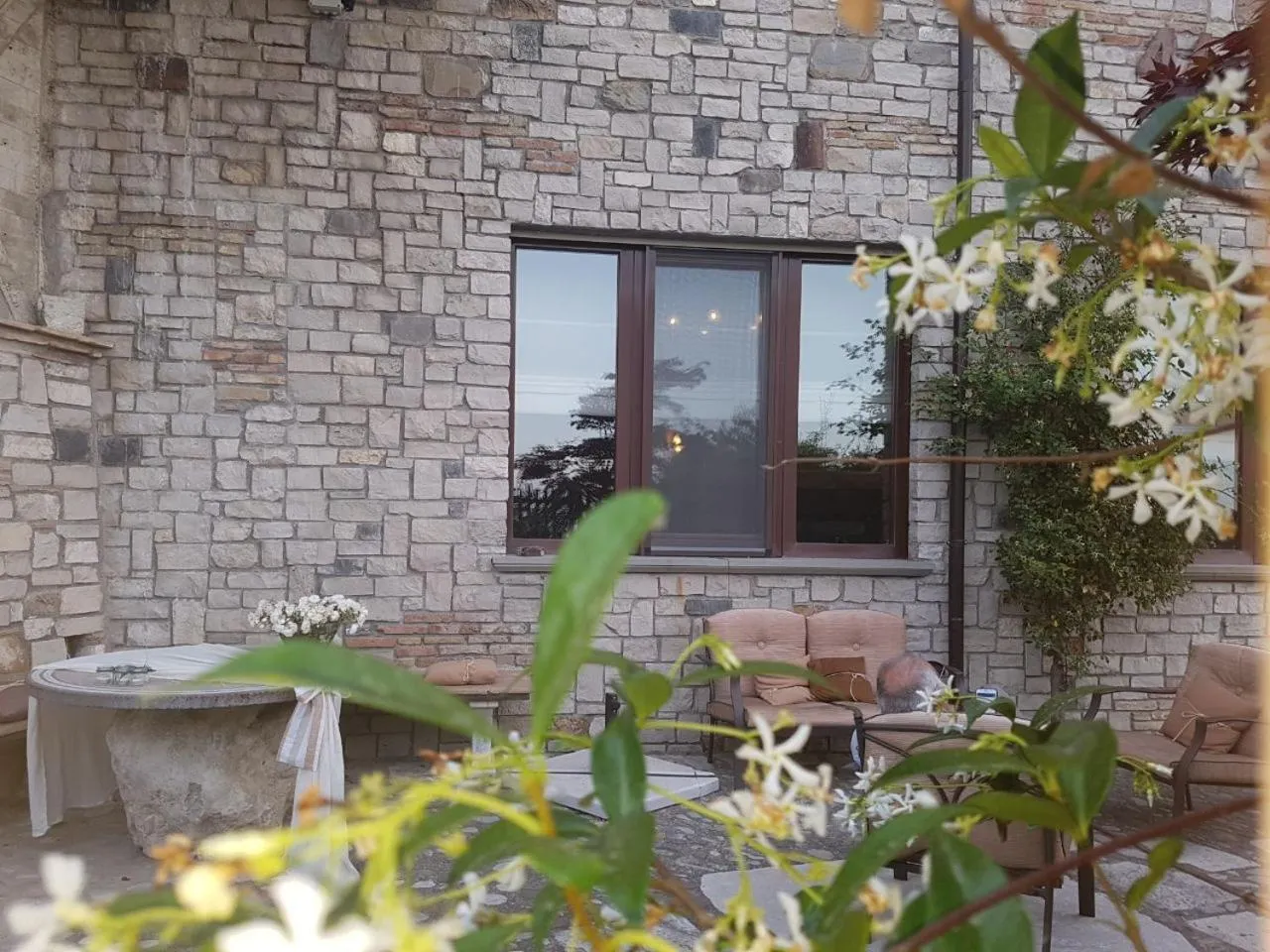 Property building in Domus Romulea