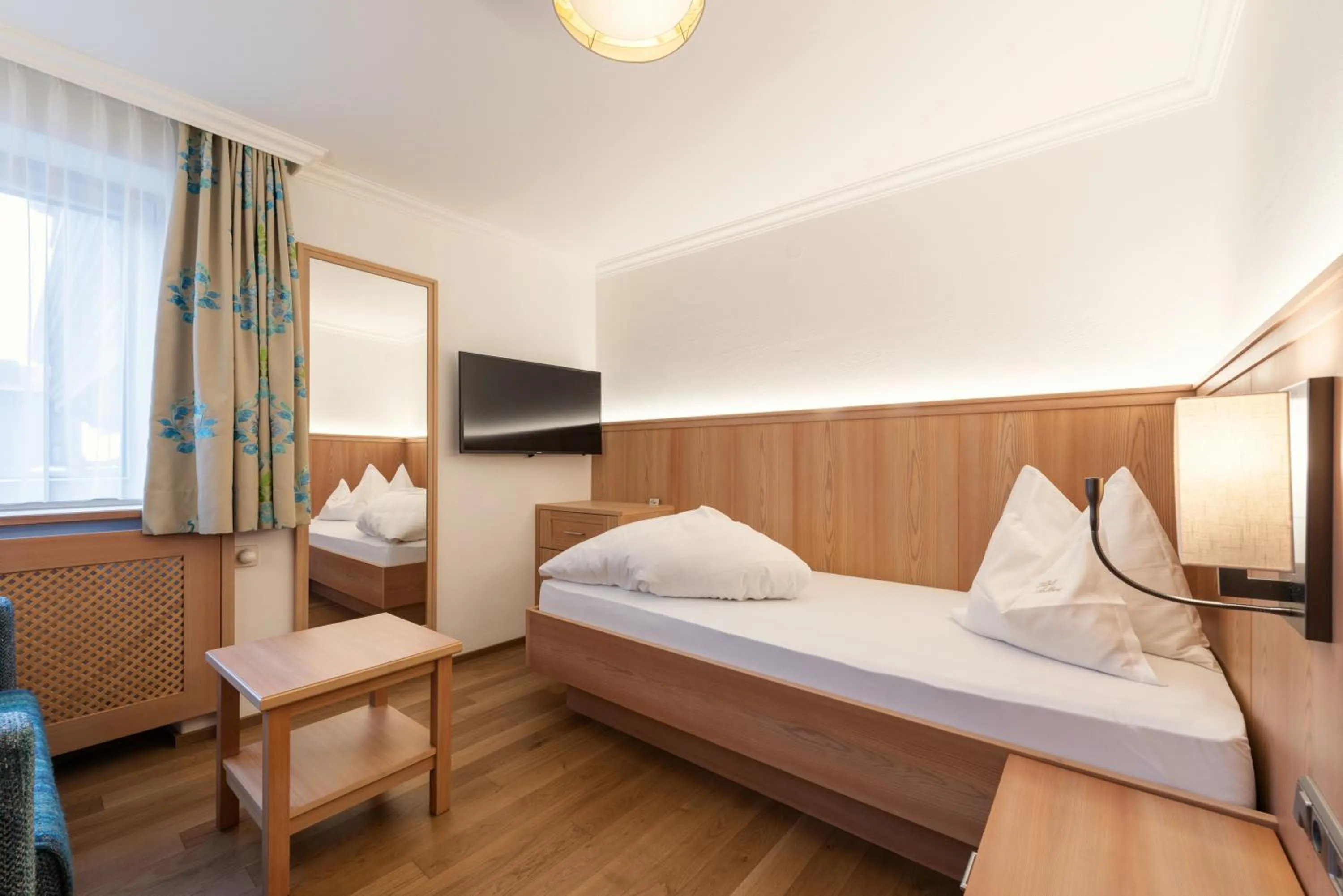 Bed in Heart Hotel Arlberg