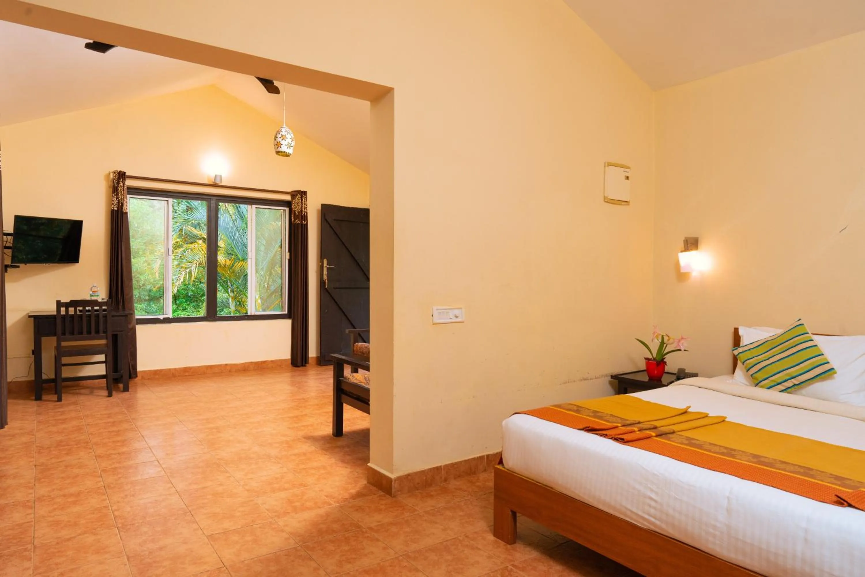 Bed in Falling Waters Munnar