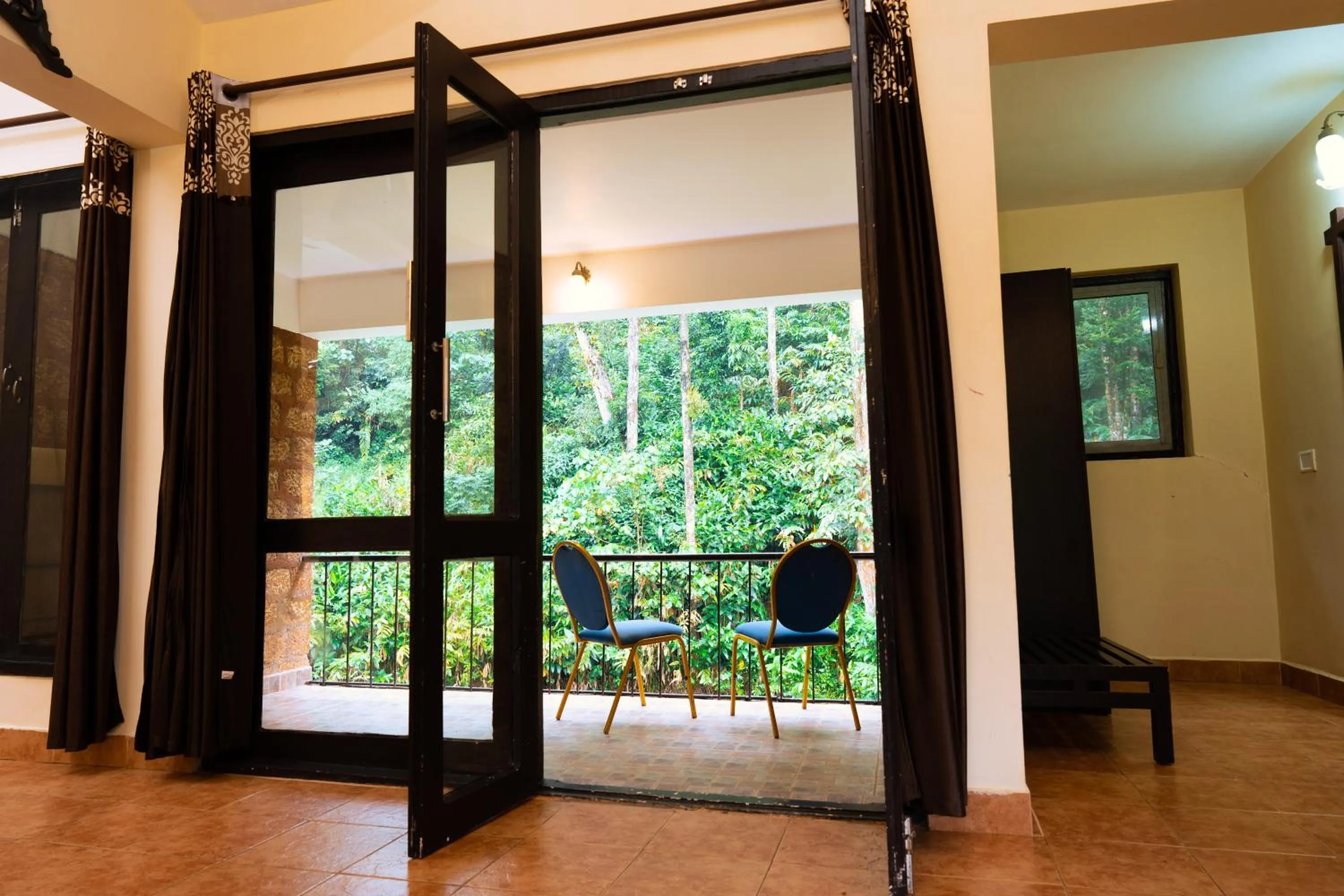 Patio in Falling Waters Munnar