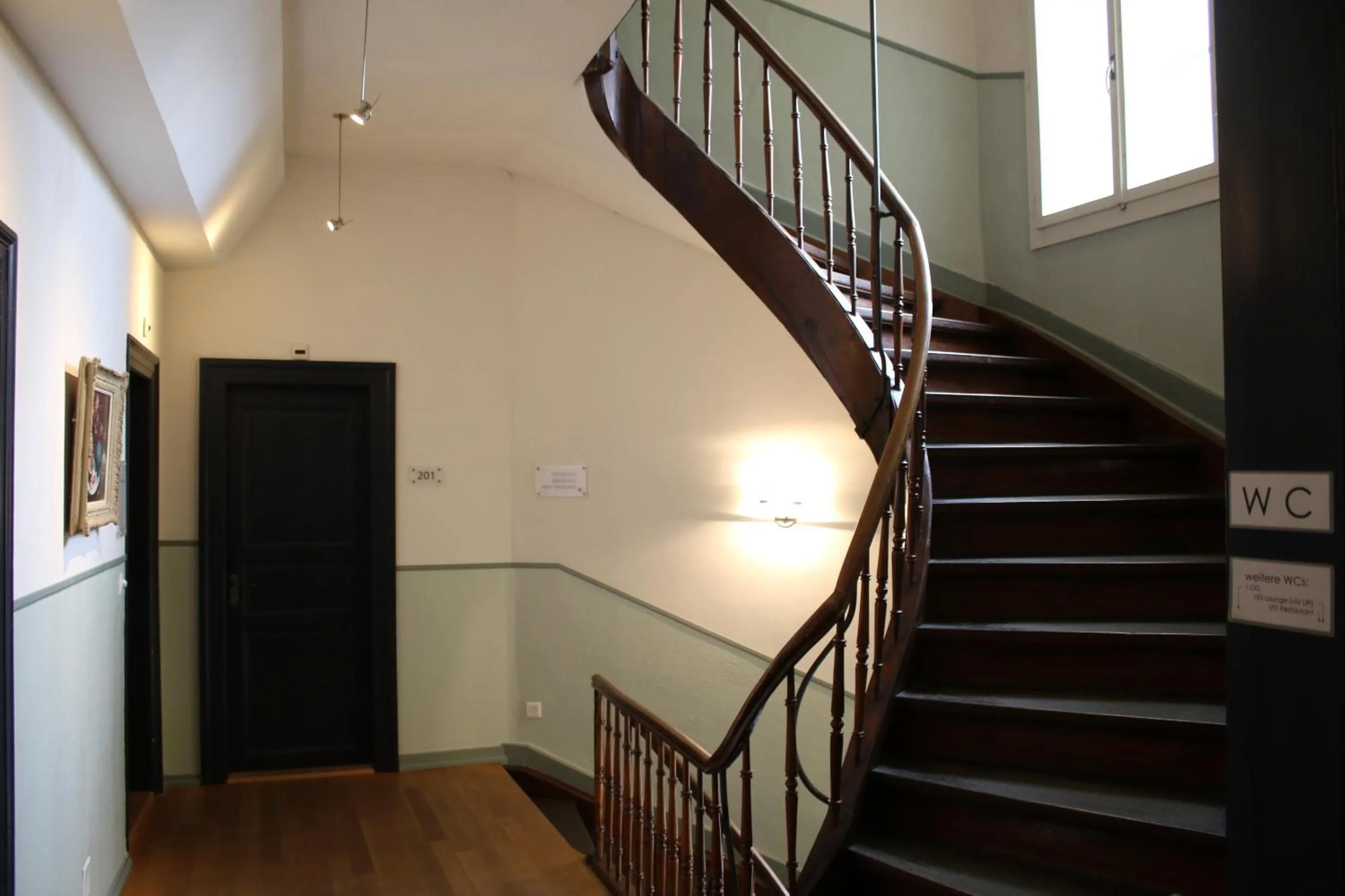 Hotel Le Lion - Self Check-in