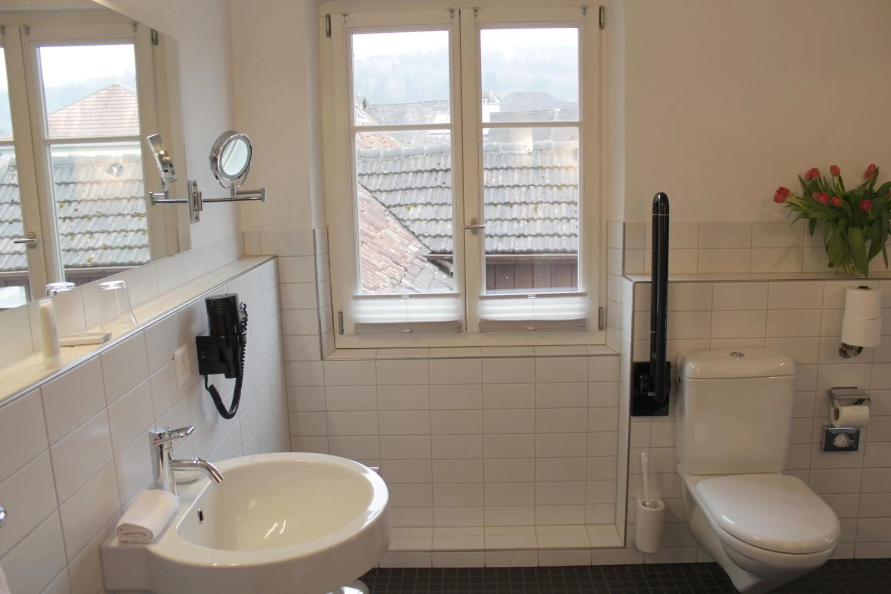 Bathroom in Hotel Le Lion - Self Check-in