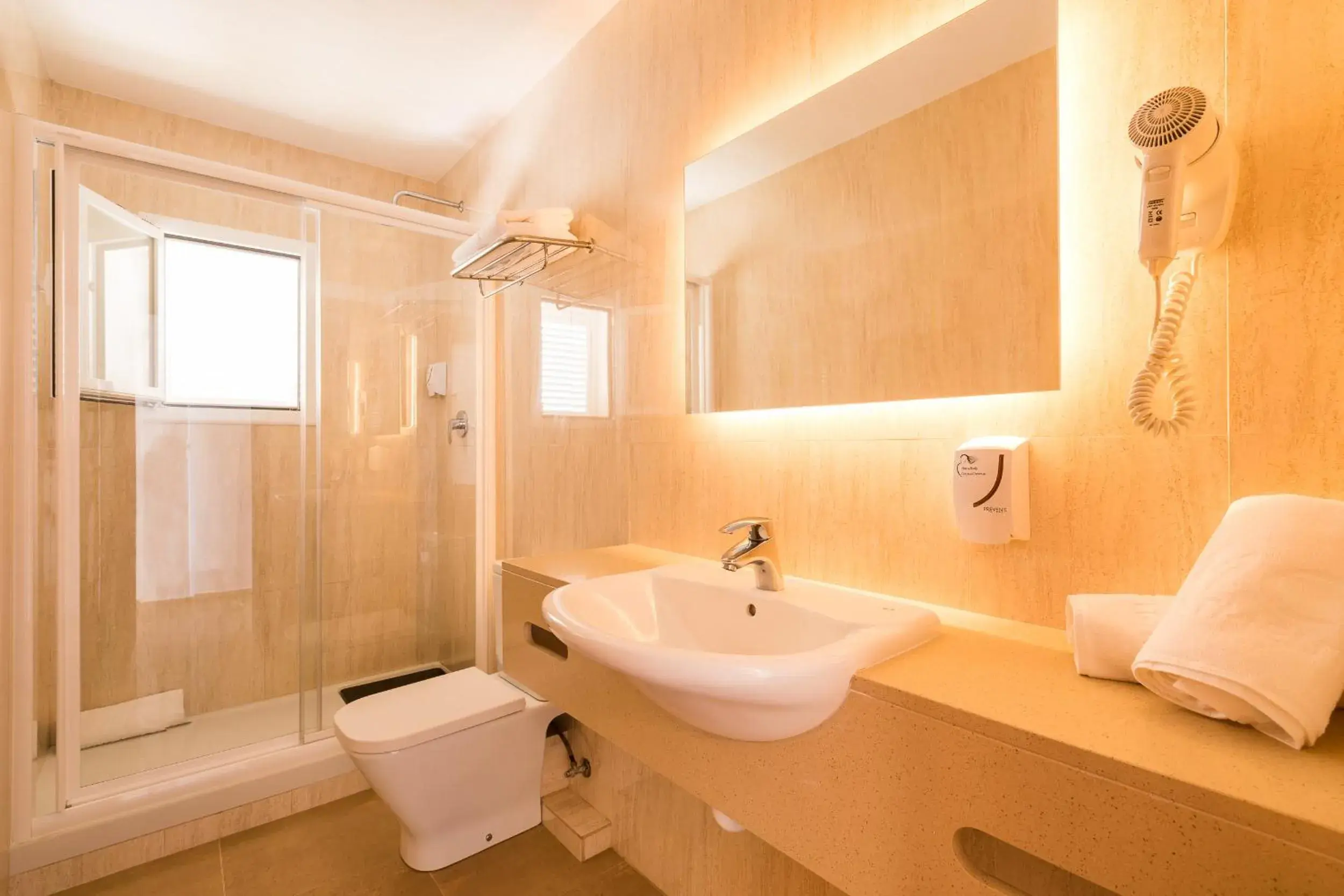 One-Bedroom Apartment in Bossa Bay - MC Apartments Ibiza One-Bedroom Apartment in Bossa Bay - MC Apartments Ibiza