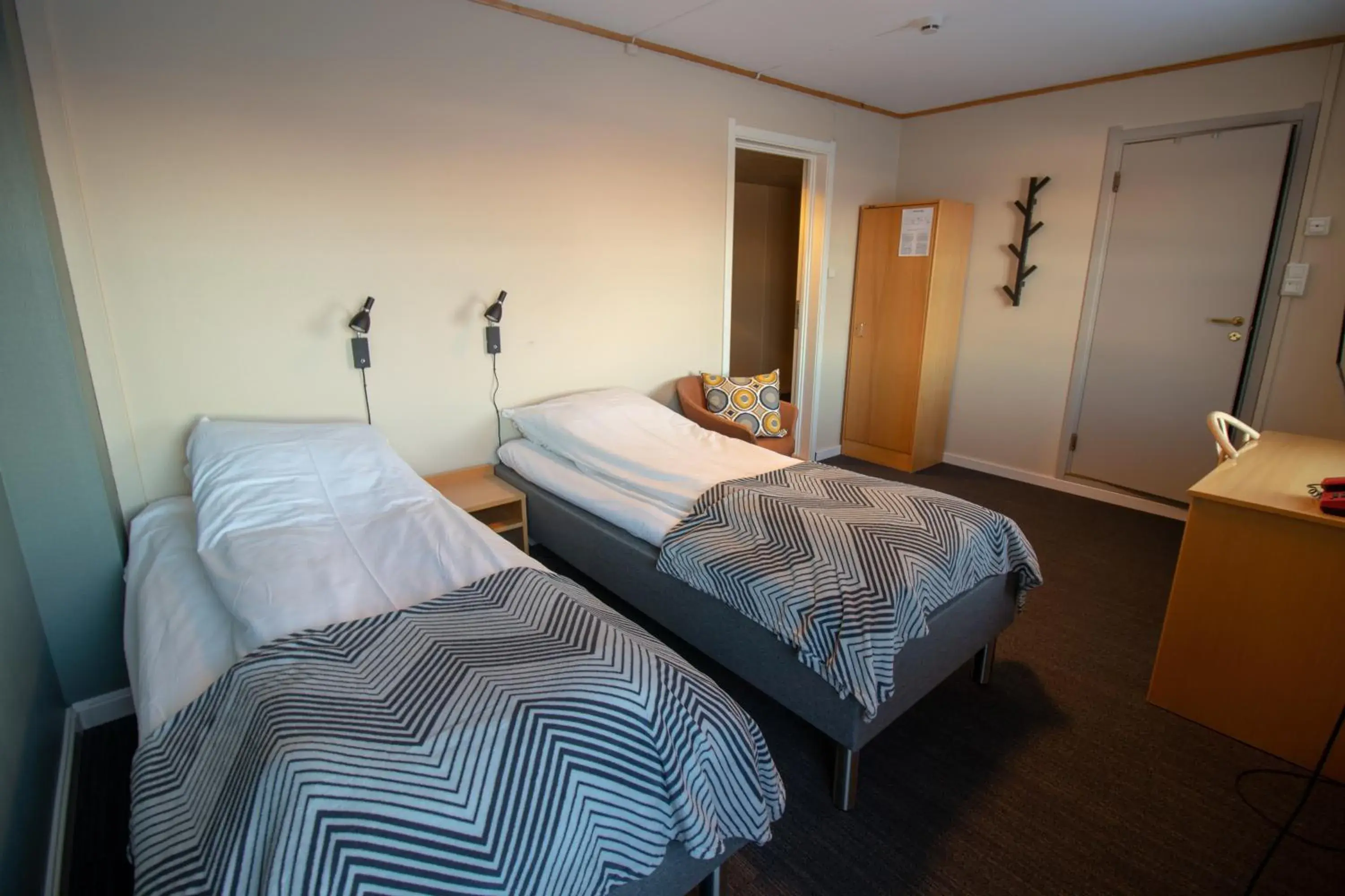 Economy Twin Room in Lakselv Hotel Economy Twin Room in Lakselv Hotel