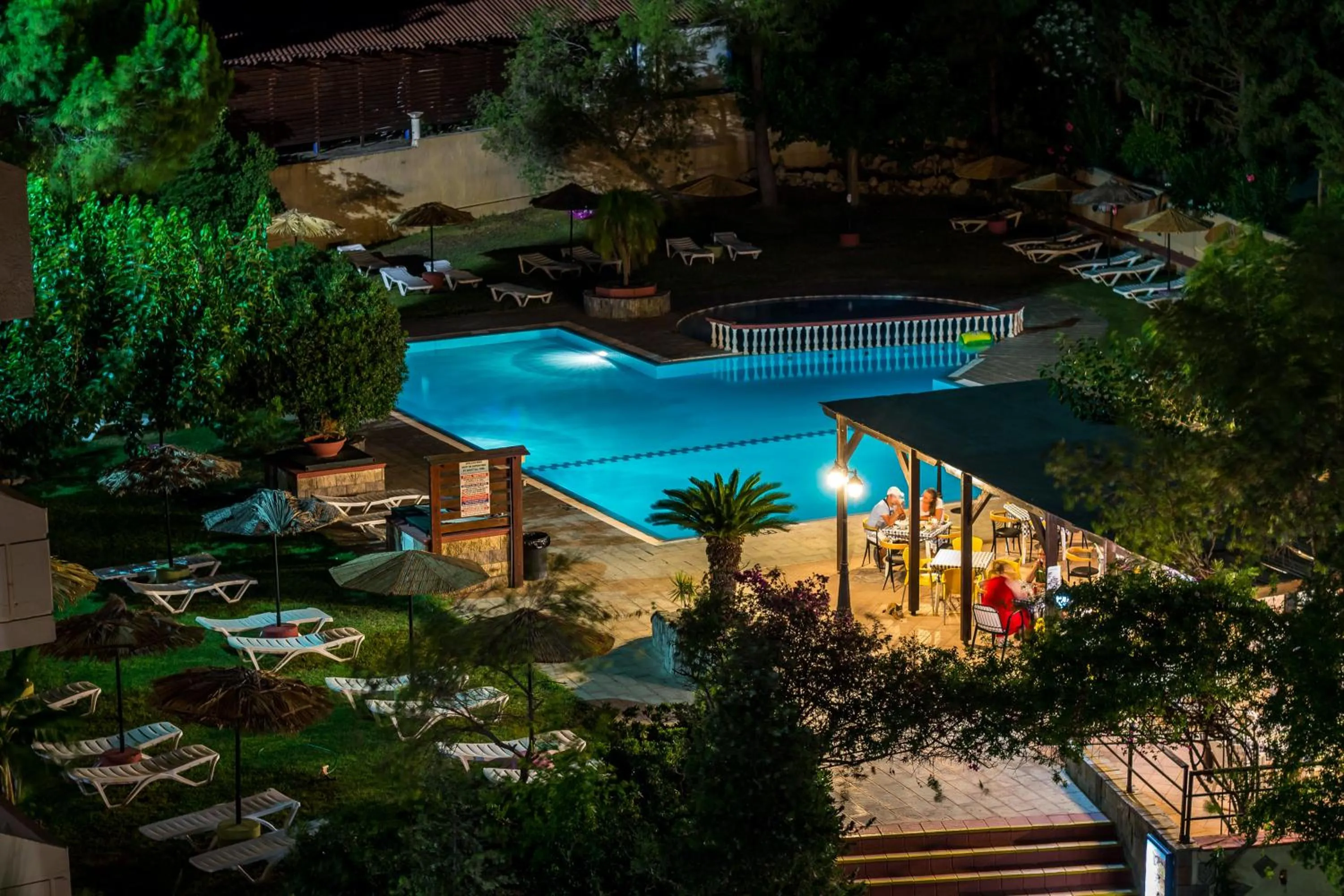 Night in Achousa Hotel