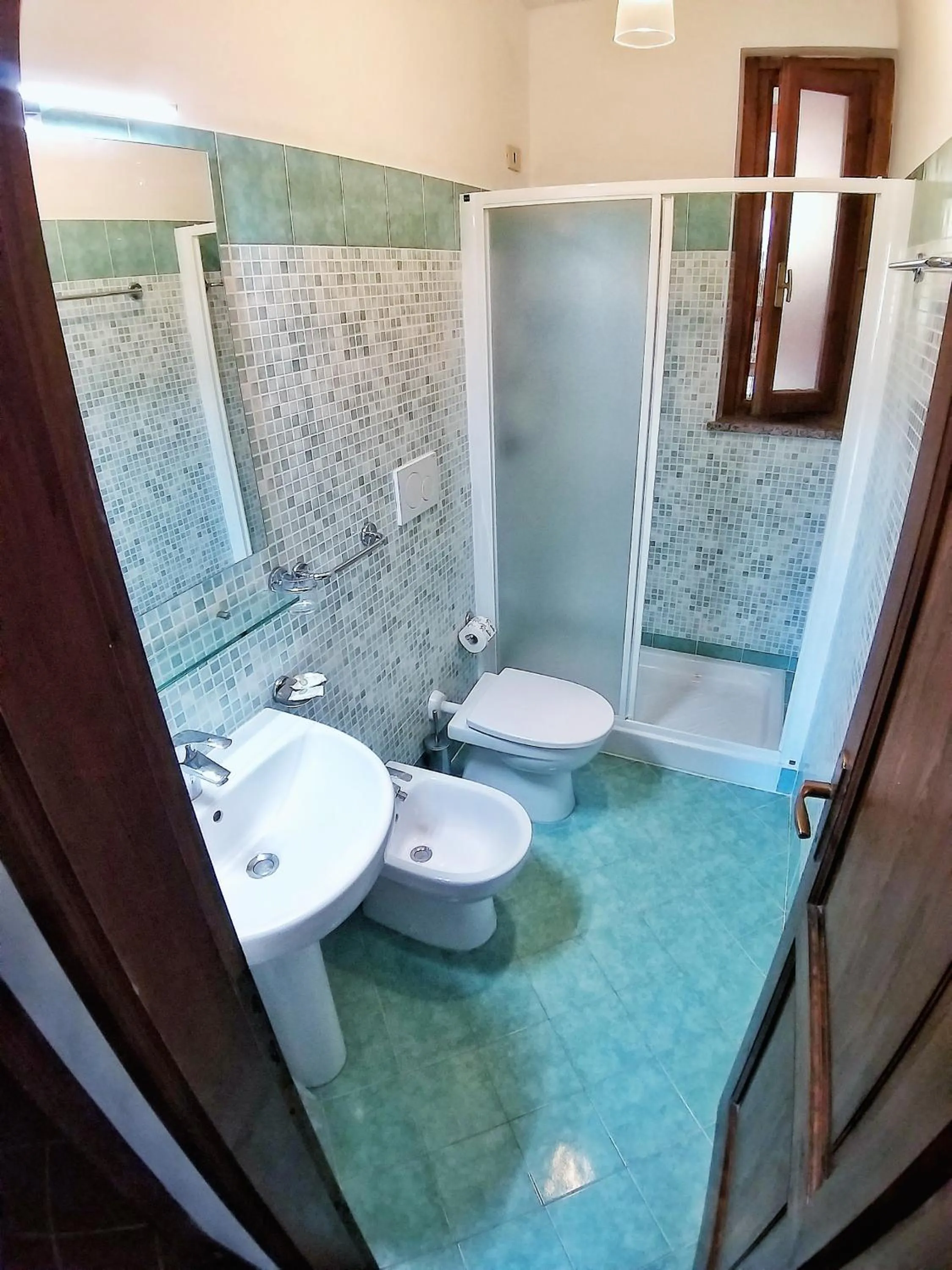 Shower in Al Barcoco