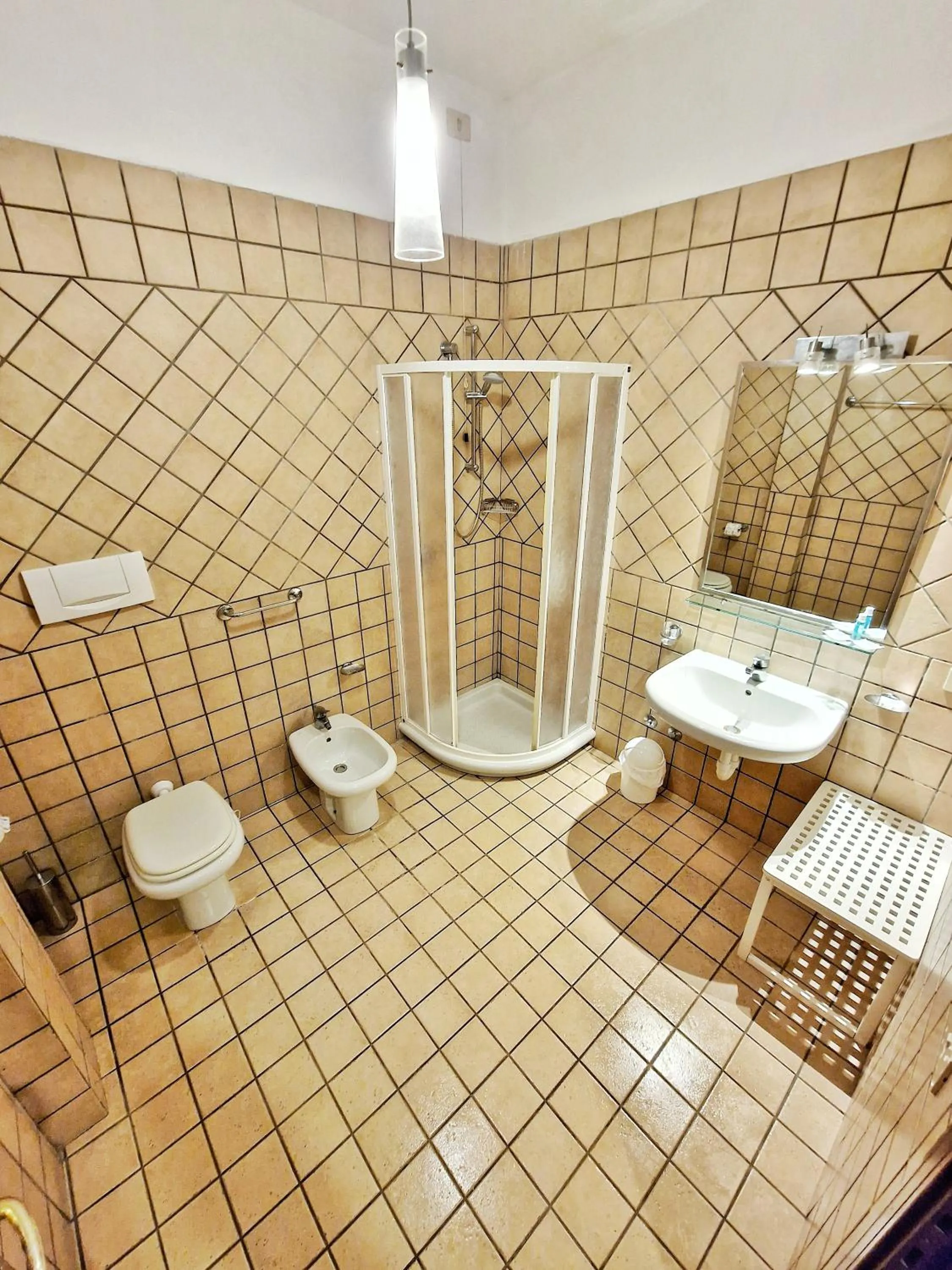 Shower in Al Barcoco