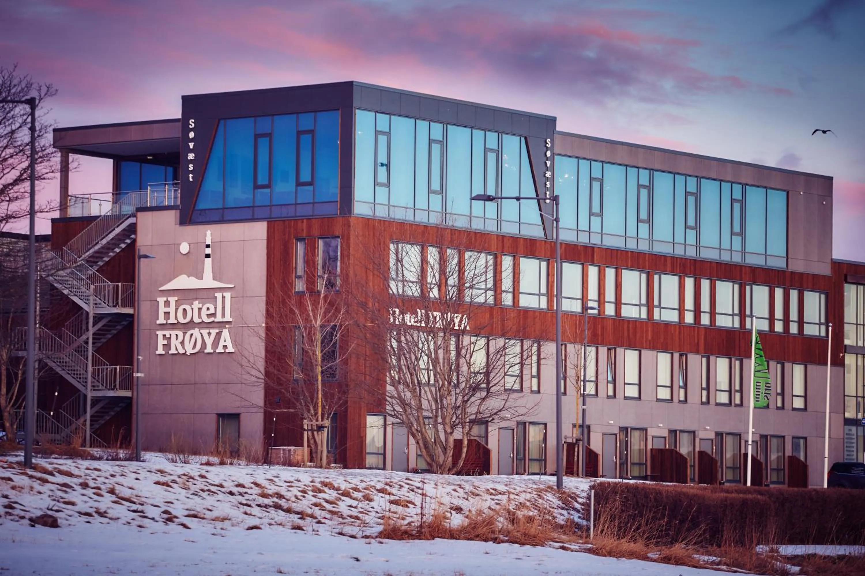 Property building in Hotel Frøya