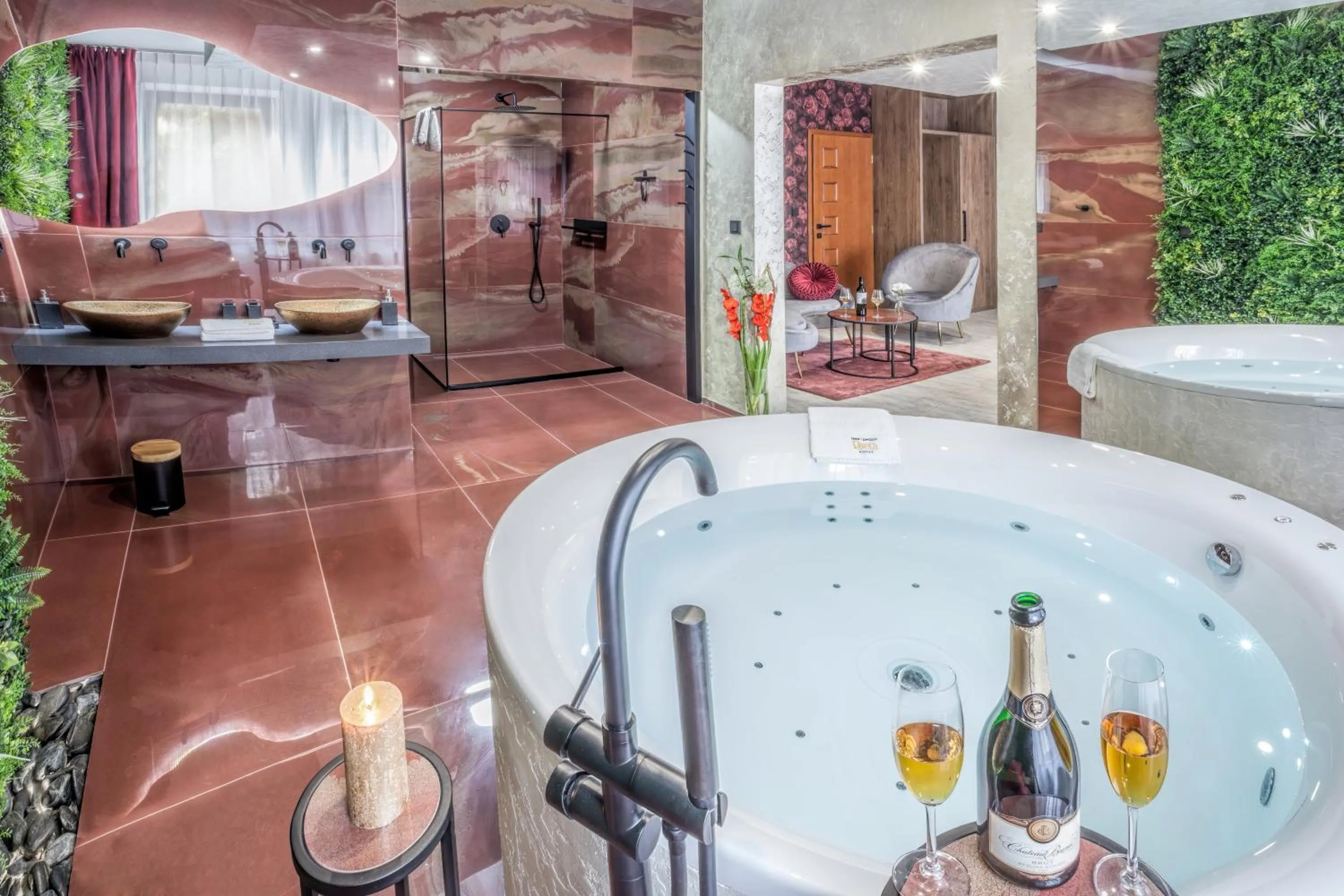 Hot Tub in Hotel Beta