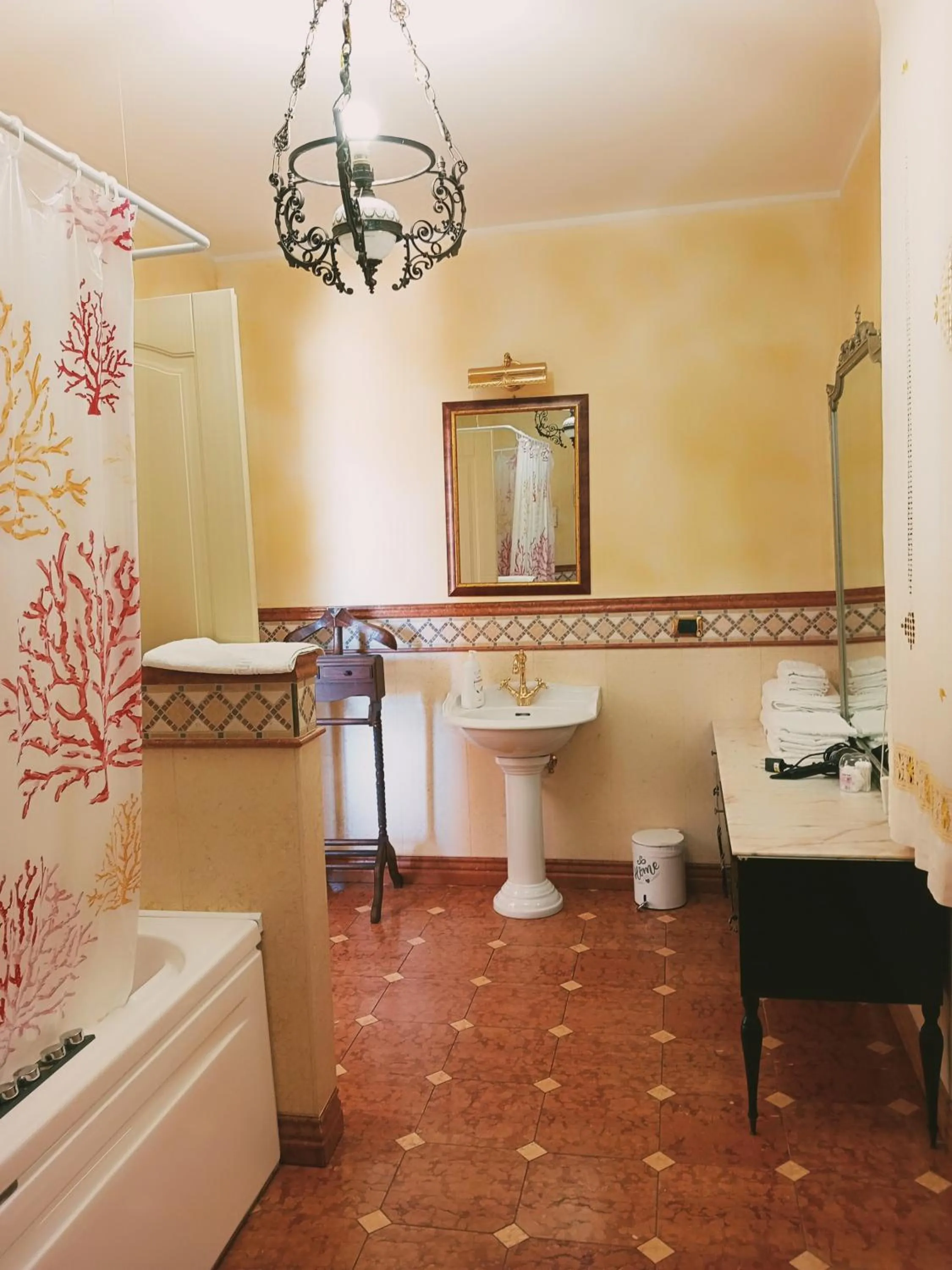 Bathroom in Parco dei Gelsomini
