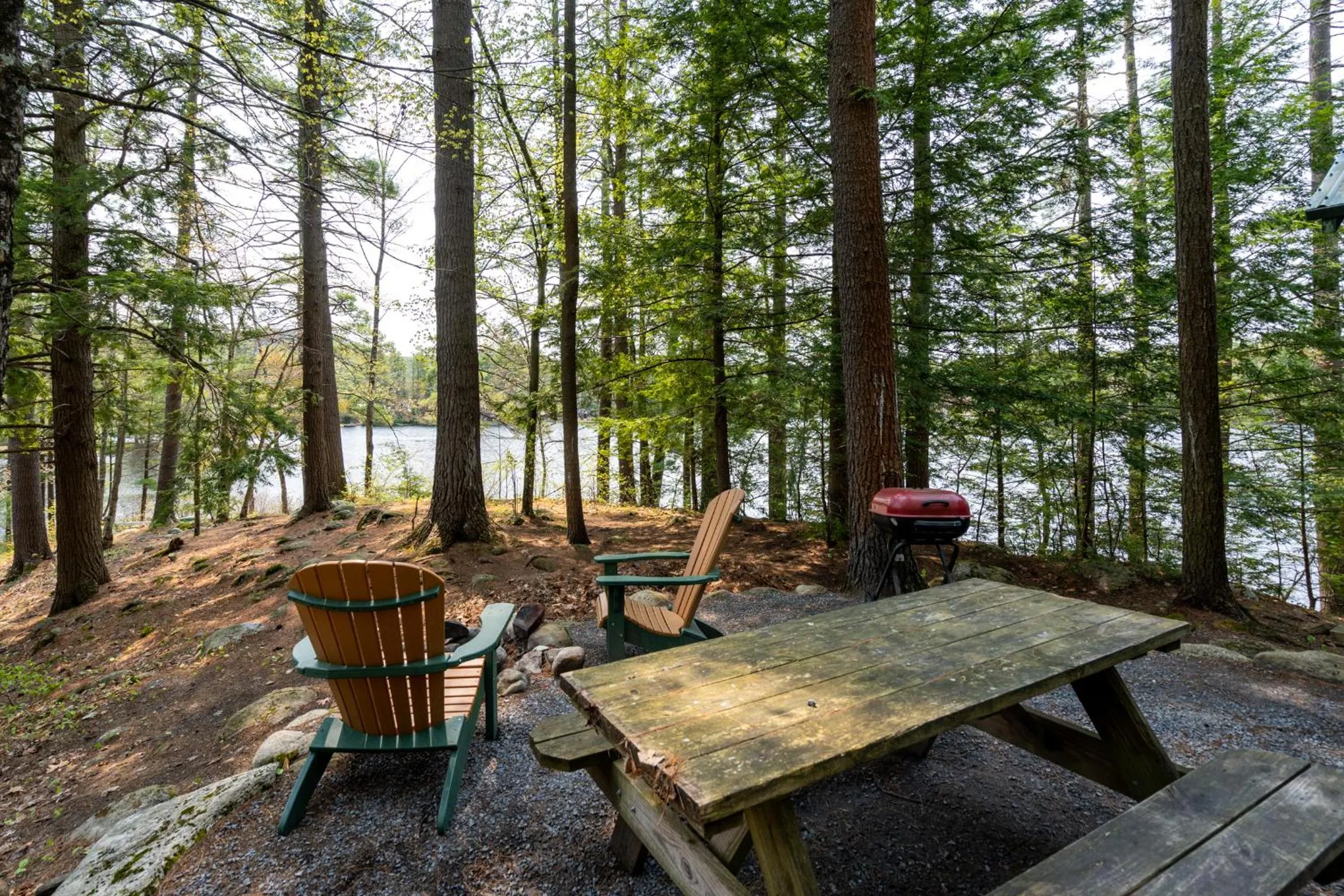 Hide-A-Way Waterfront Cottages