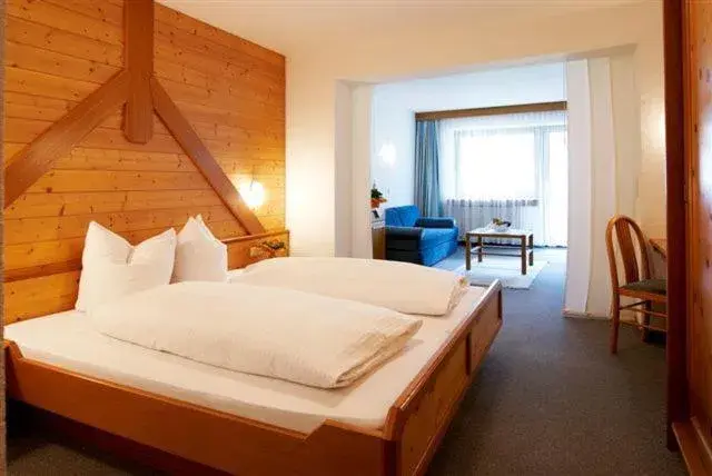 Family Suite (2 Adults + 2 Children) in Hotel Silvretta Family Suite (2 Adults + 2 Children) in Hotel Silvretta