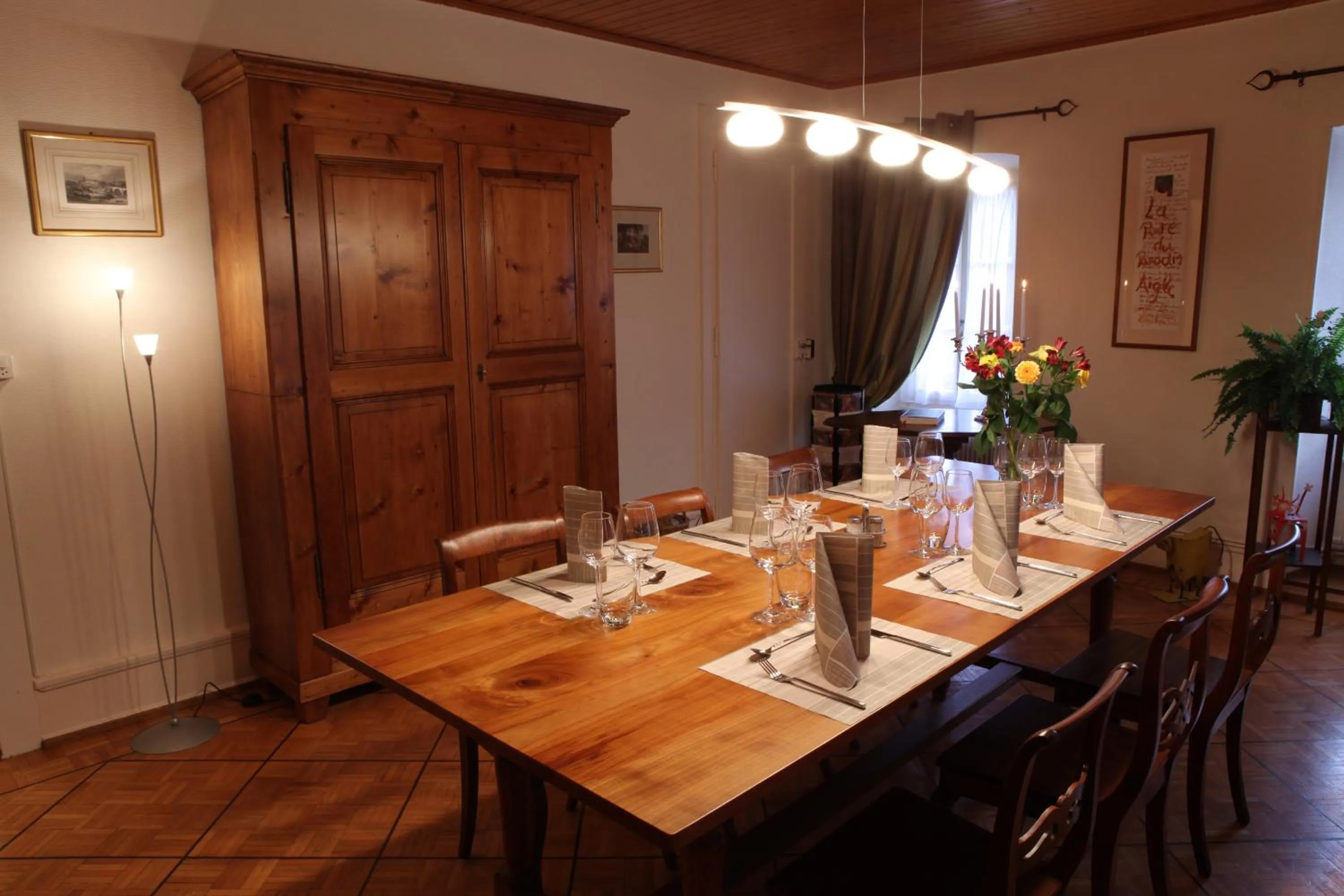 Dining area in Auberge Communale de la Couronne