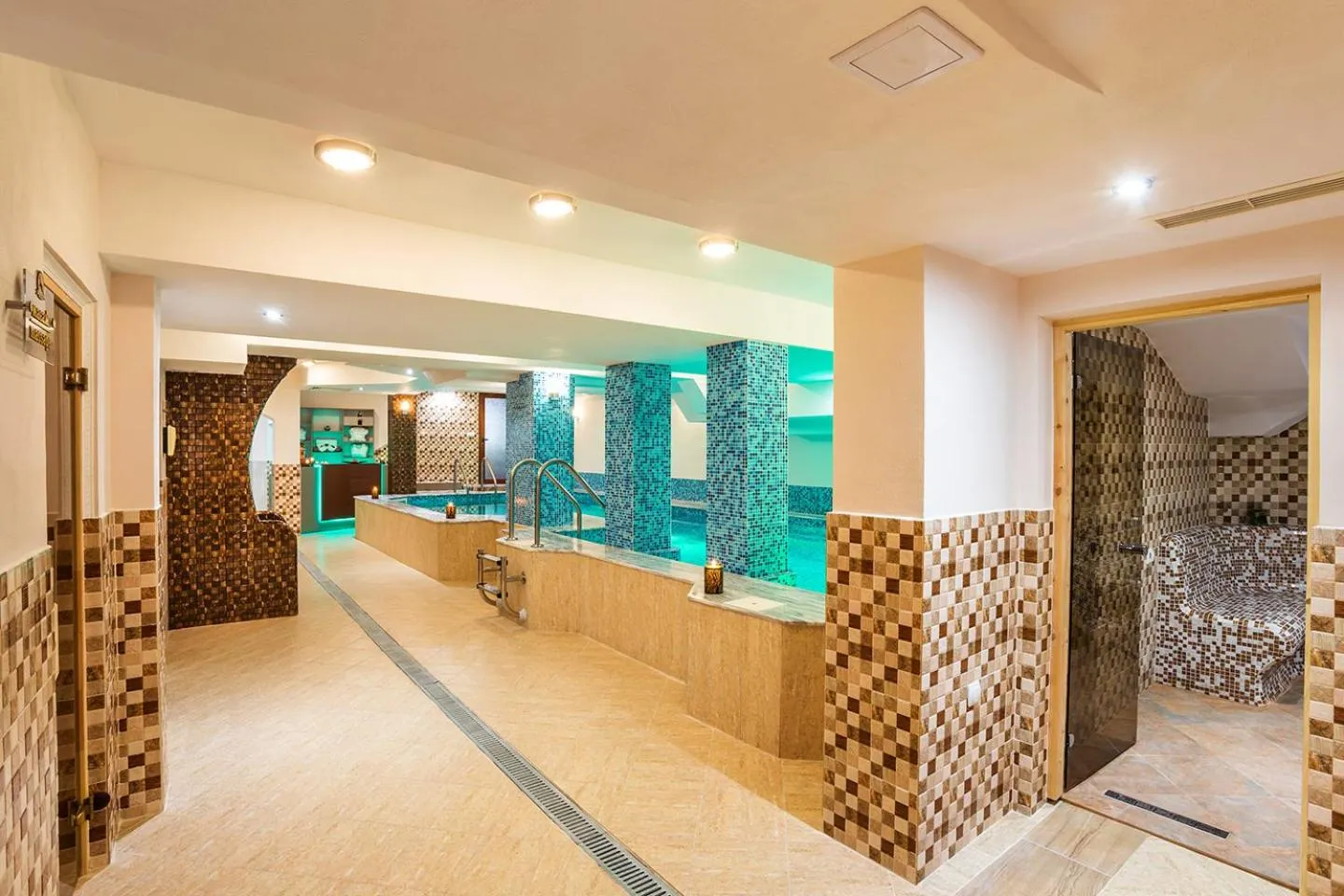 Spa and wellness centre/facilities in Family Hotel Romantika