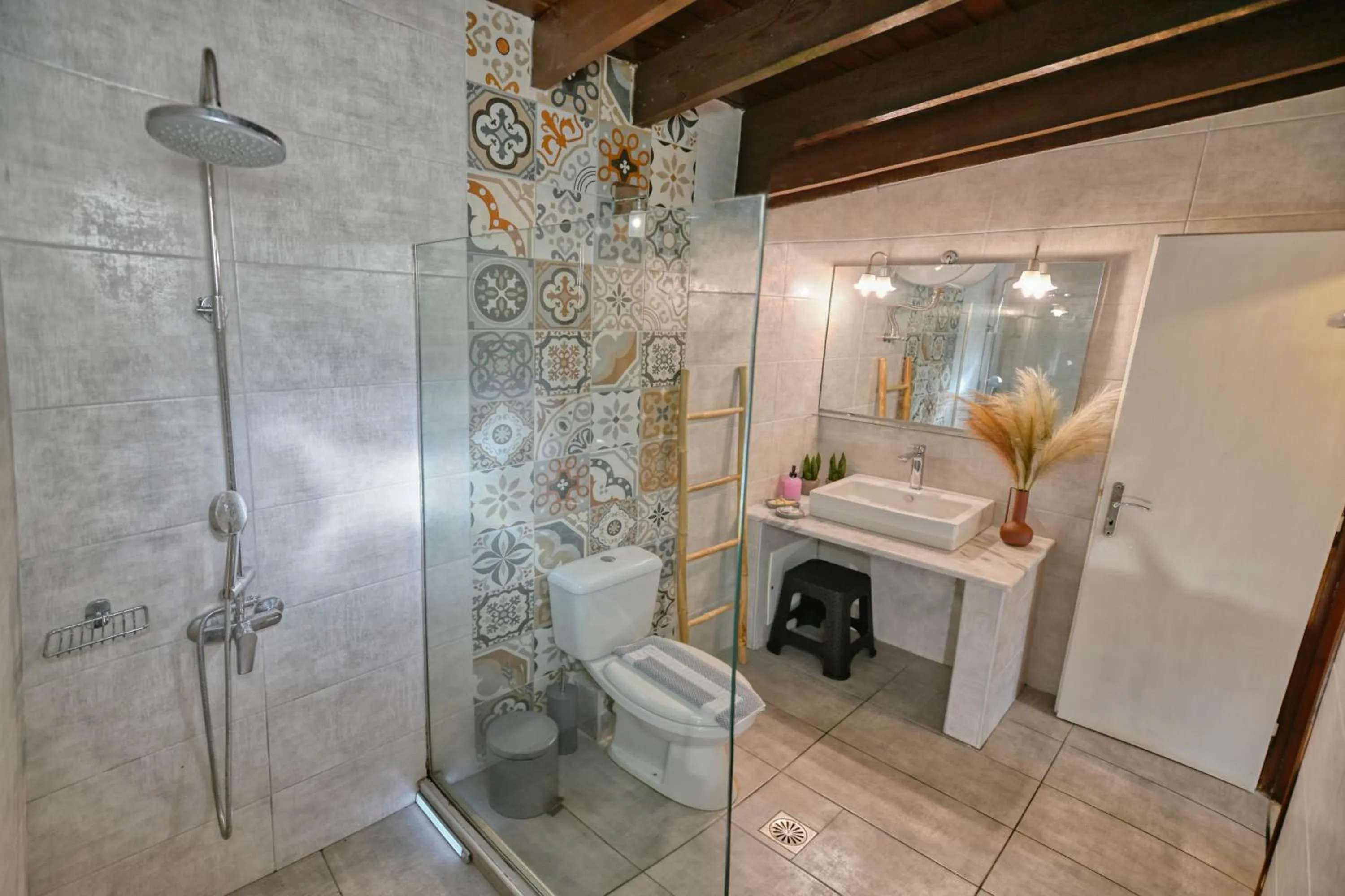 Shower in Villas Vista Del Mar