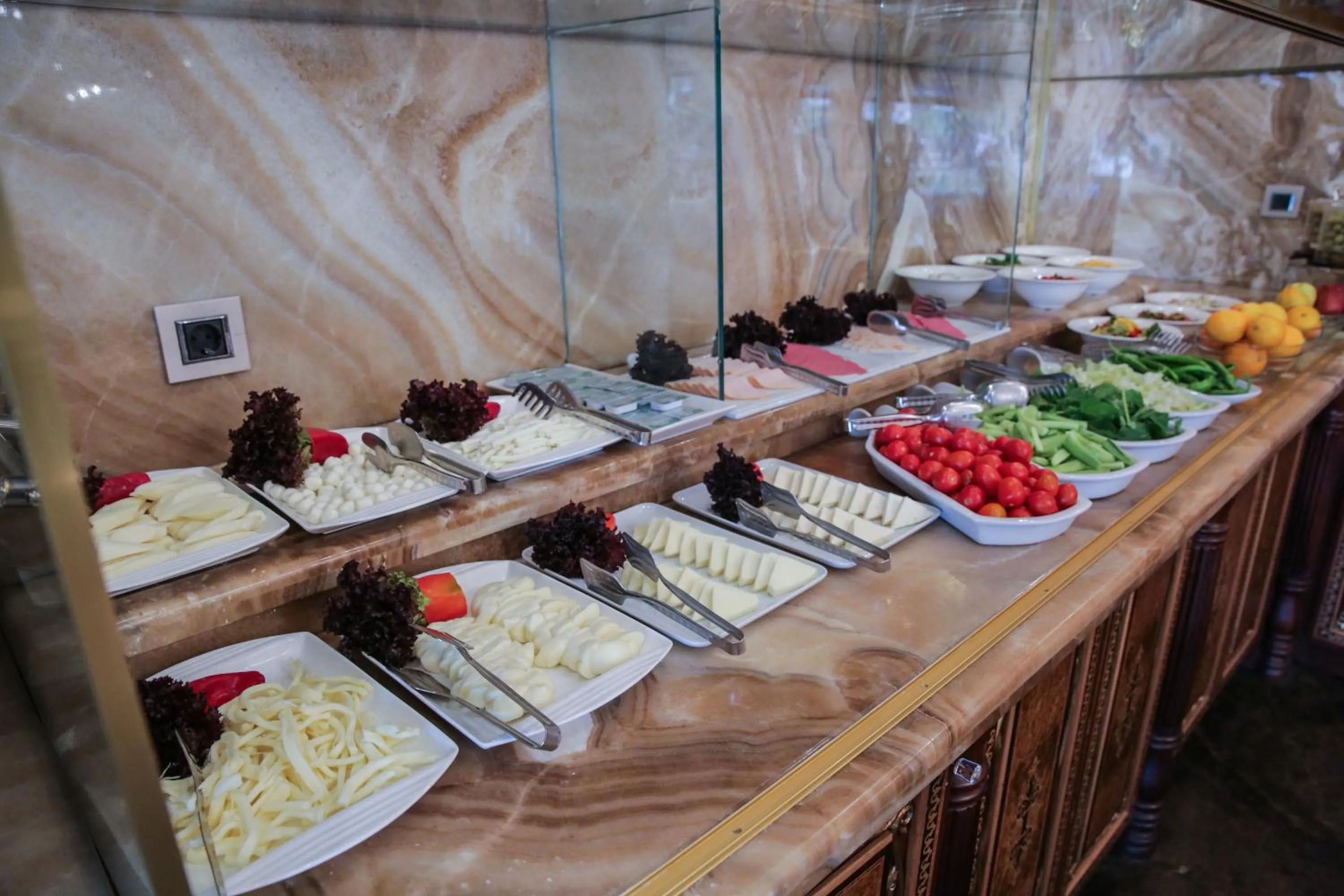 Food and drinks in Ottoman's Life Hotel S Class