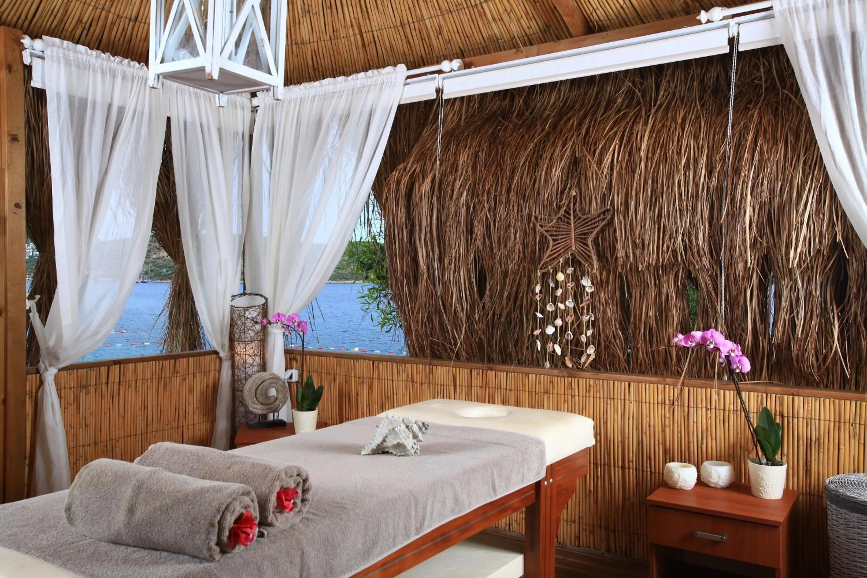 Spa and wellness centre/facilities, Bed in Aktur Residence