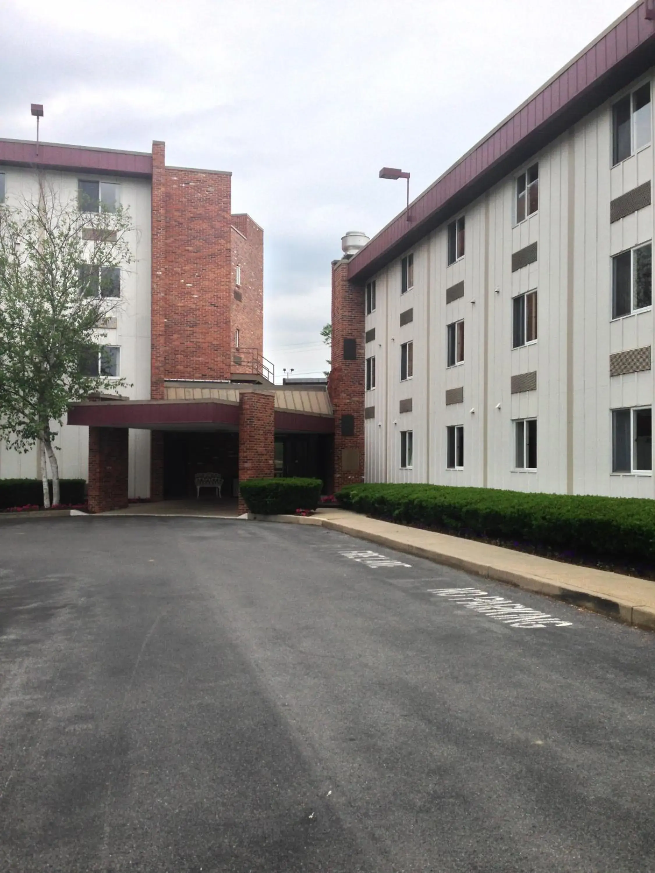 Facade/entrance in Super 8 by Wyndham State College Facade/entrance in Super 8 by Wyndham State College