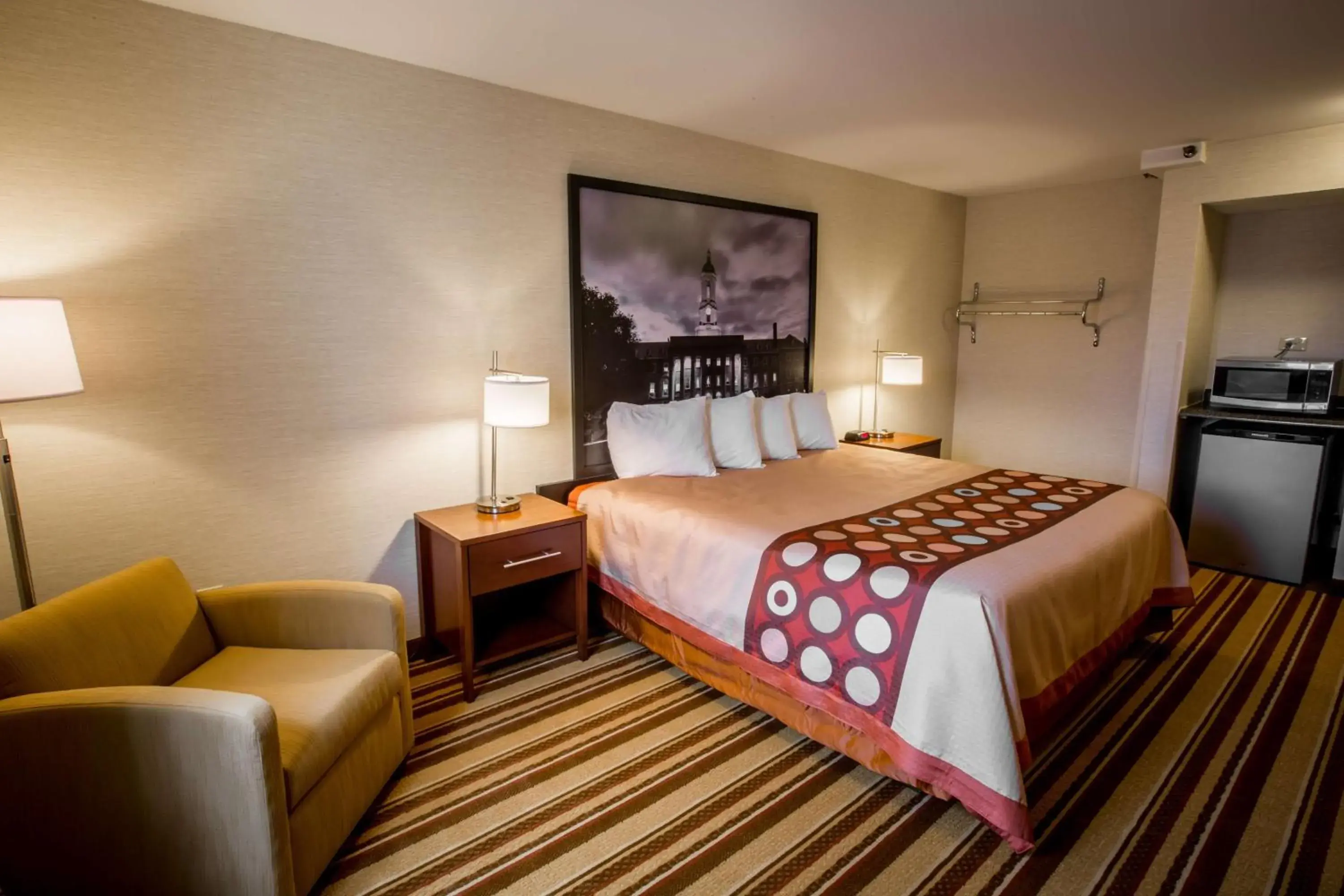 Photo of the whole room, Bed in Super 8 by Wyndham State College Photo of the whole room, Bed in Super 8 by Wyndham State College