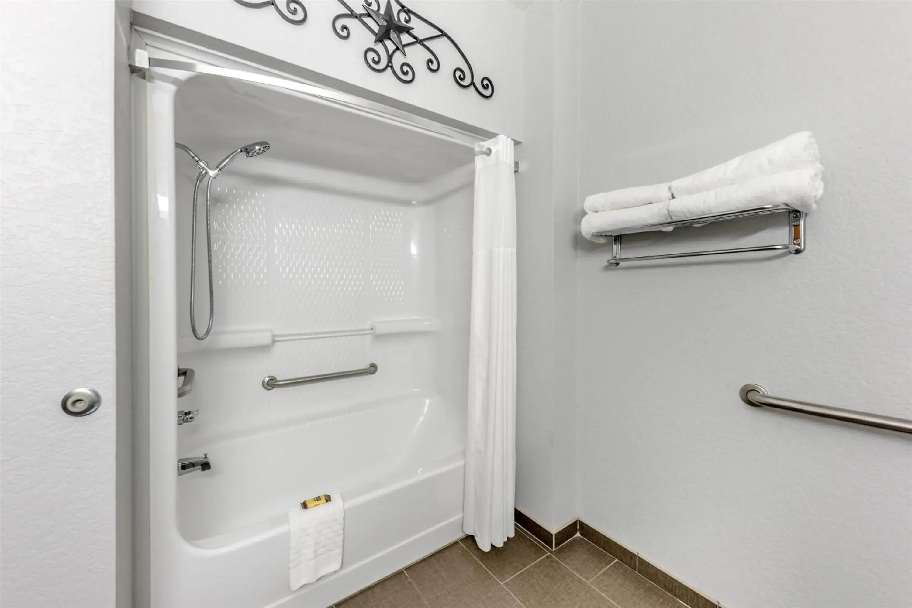 Bathroom in Best Western Plus Fredericksburg Bathroom in Best Western Plus Fredericksburg