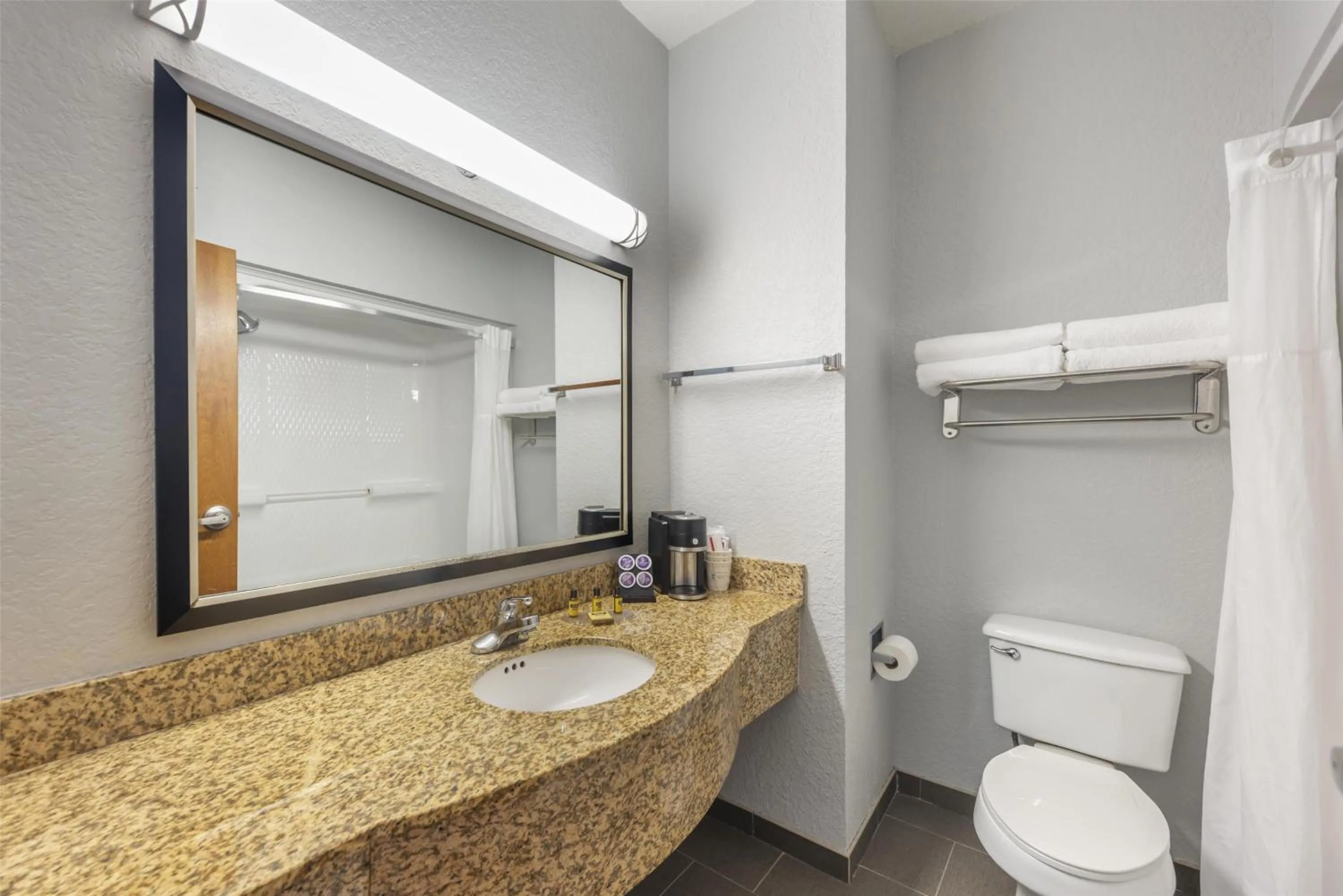 Bathroom in Best Western Plus Fredericksburg