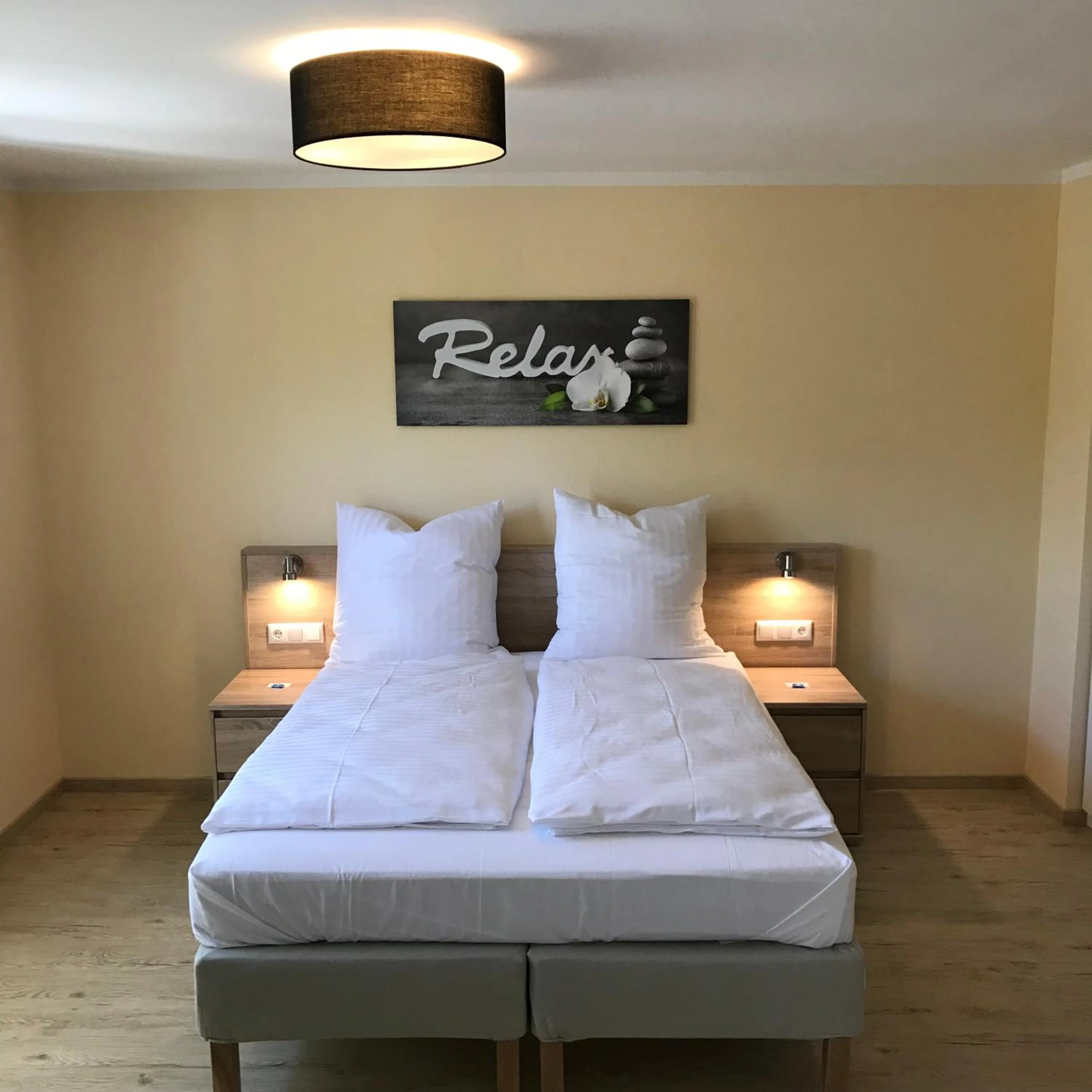 Photo of the whole room, Bed in Hotel Select Suites & Aparts