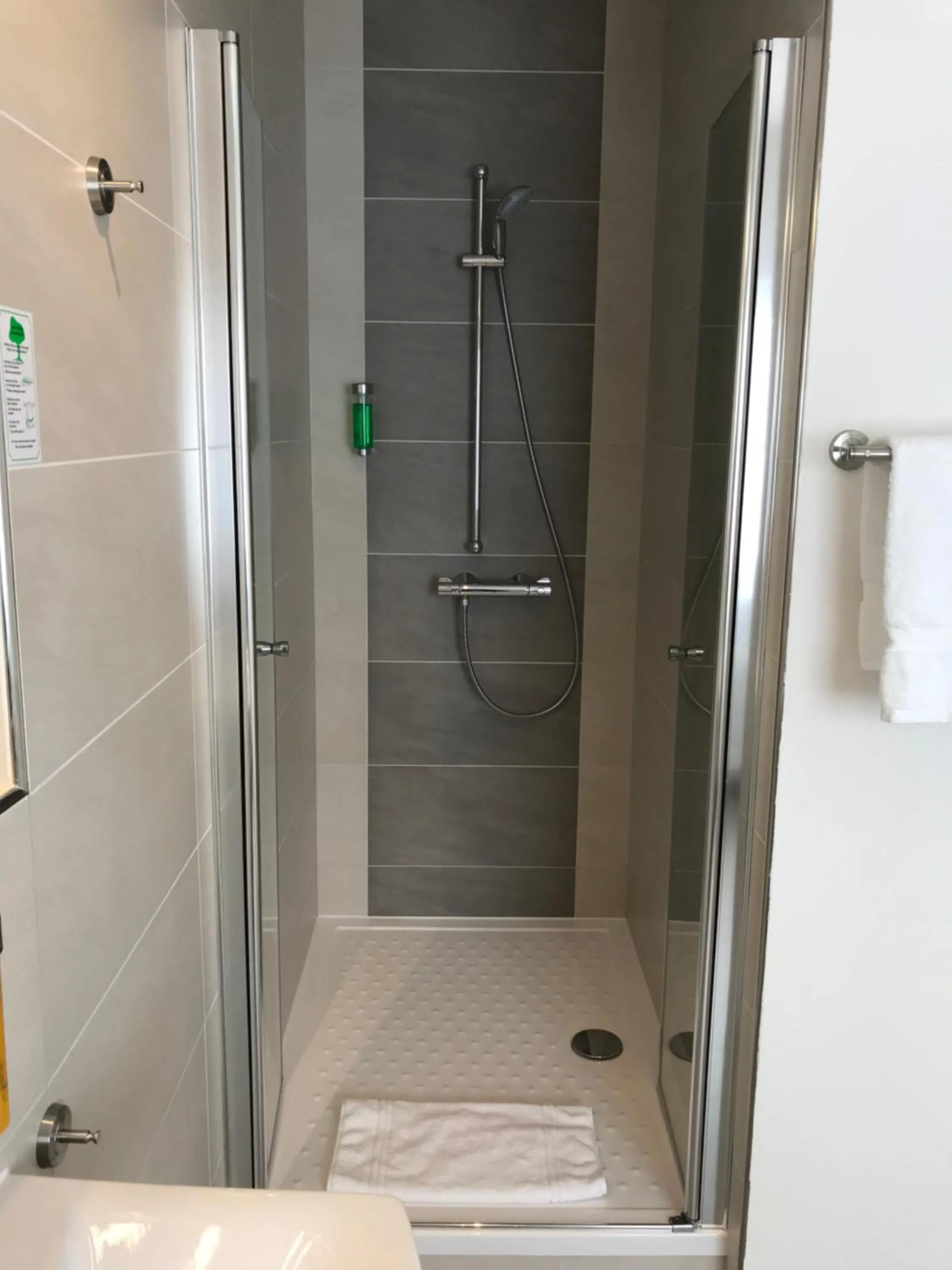 Hotel Select Suites & Aparts