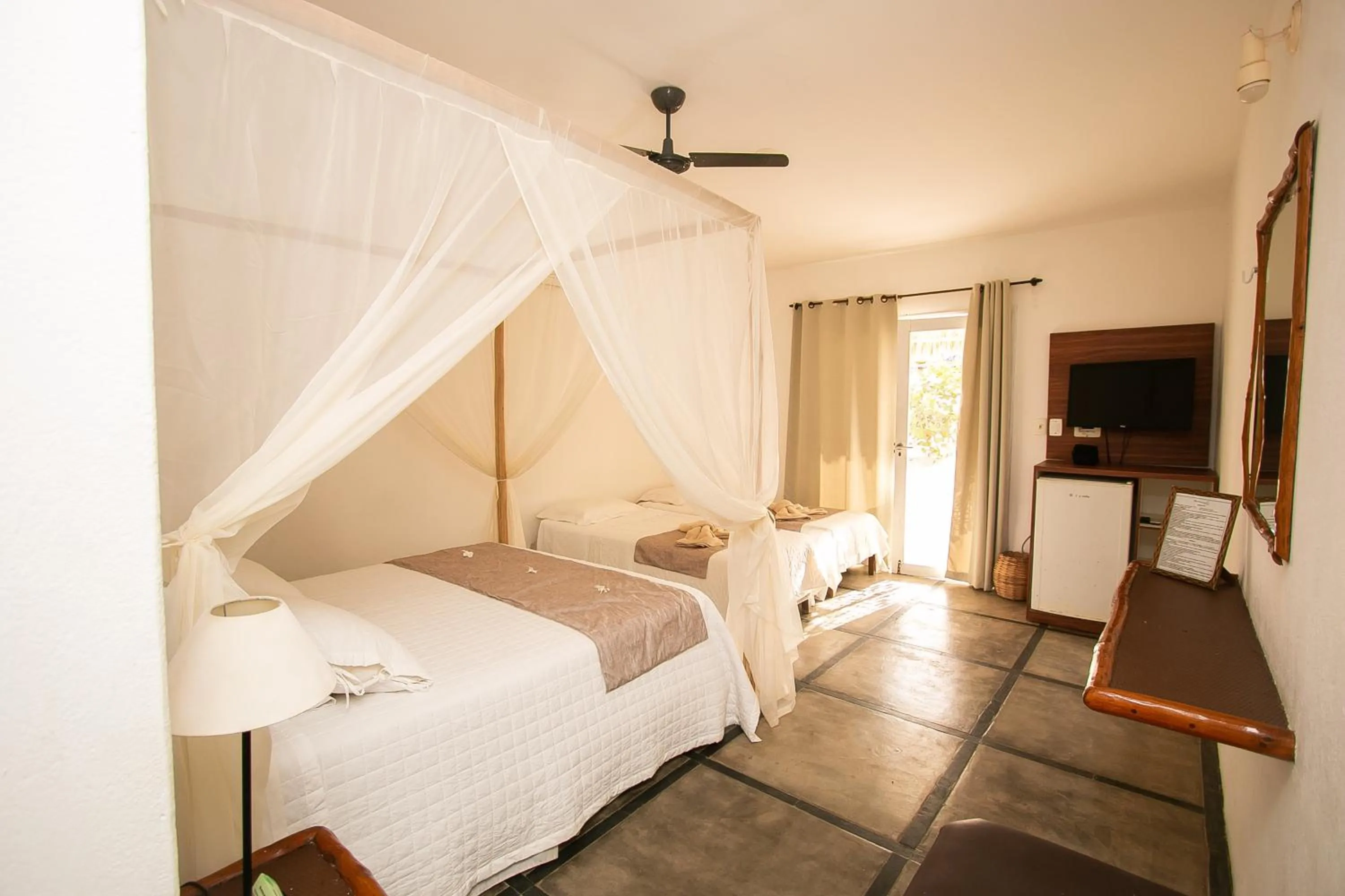 Decorative detail, Bed in Amagali Pousada