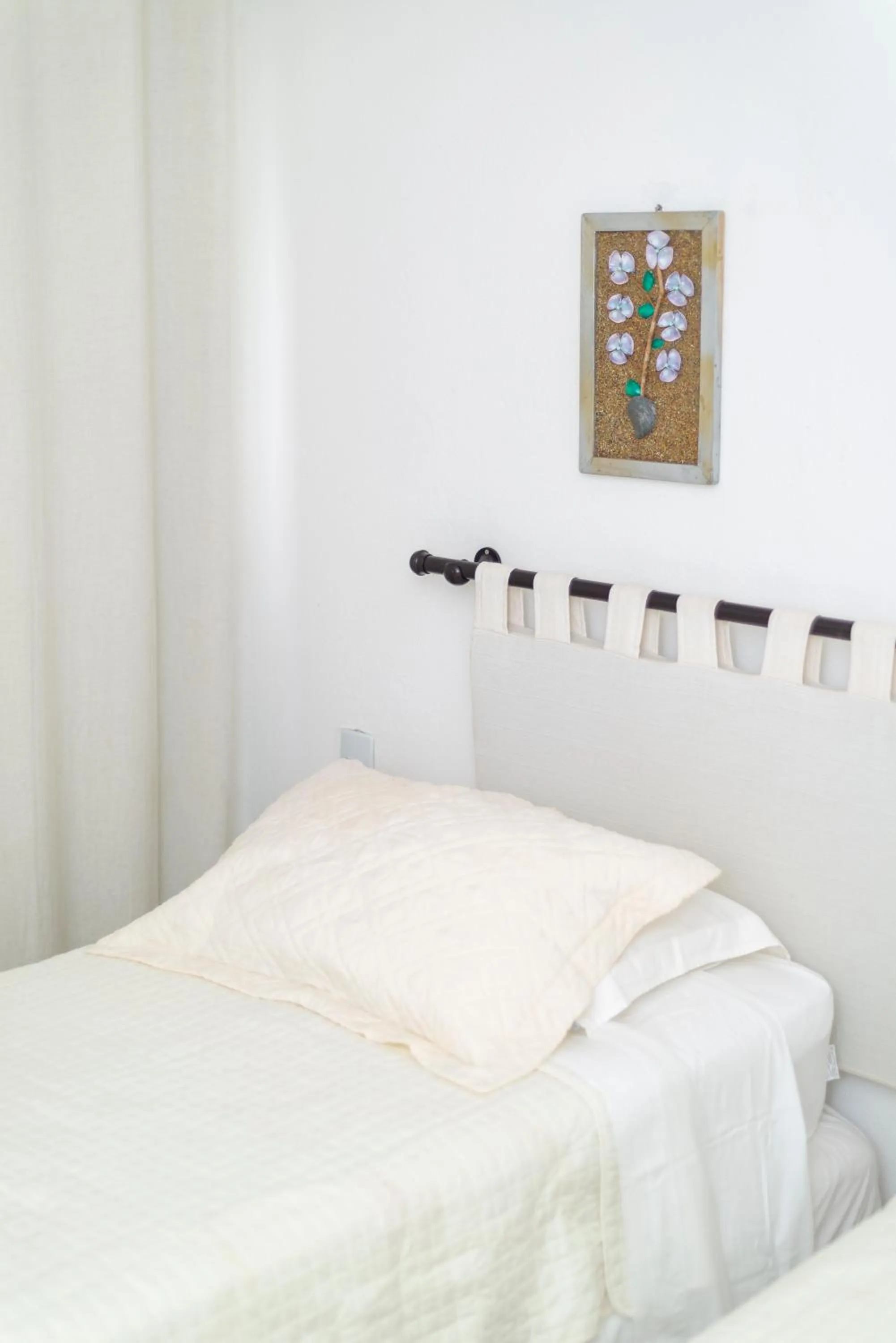 Bed in Amagali Pousada