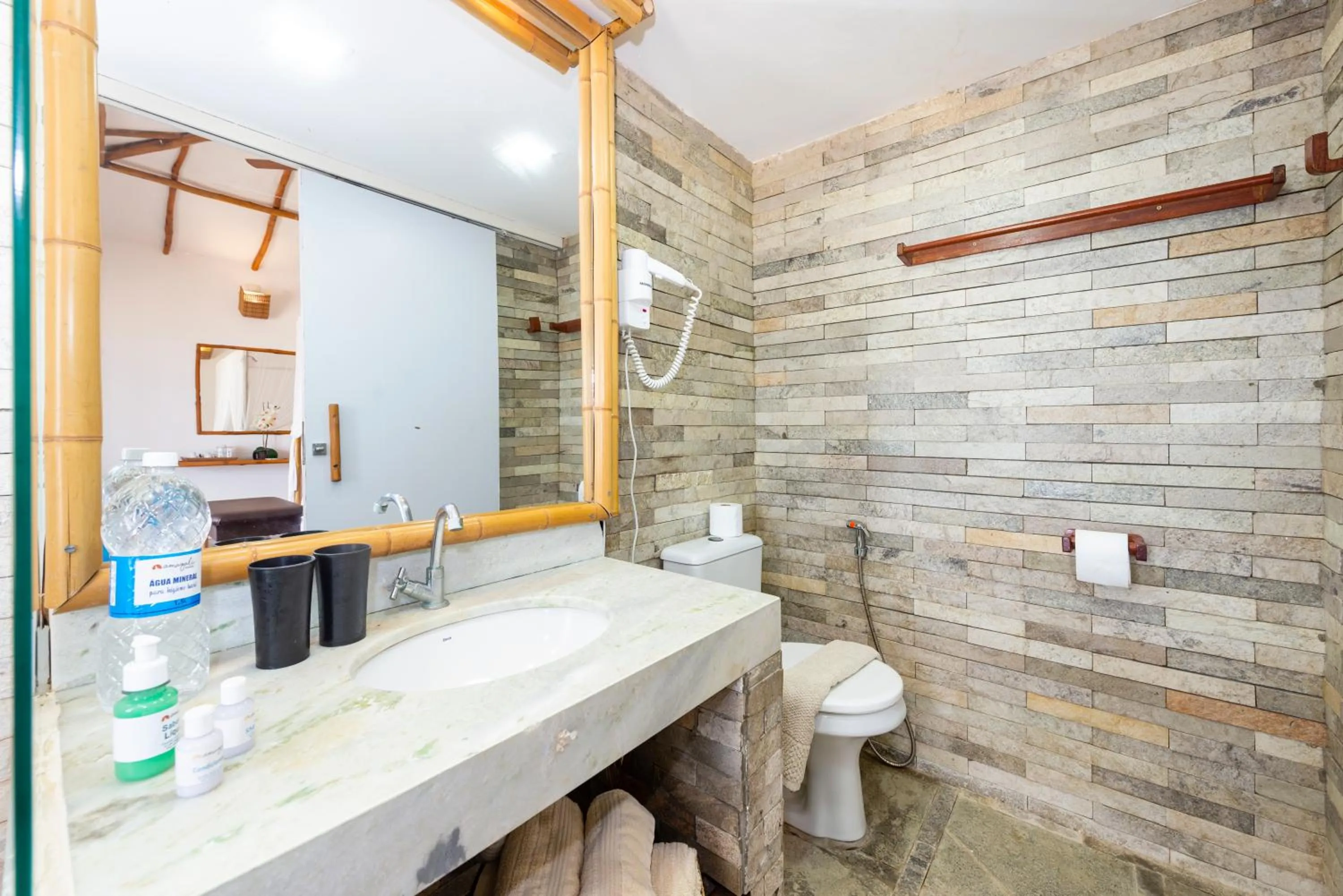 Bathroom in Amagali Pousada