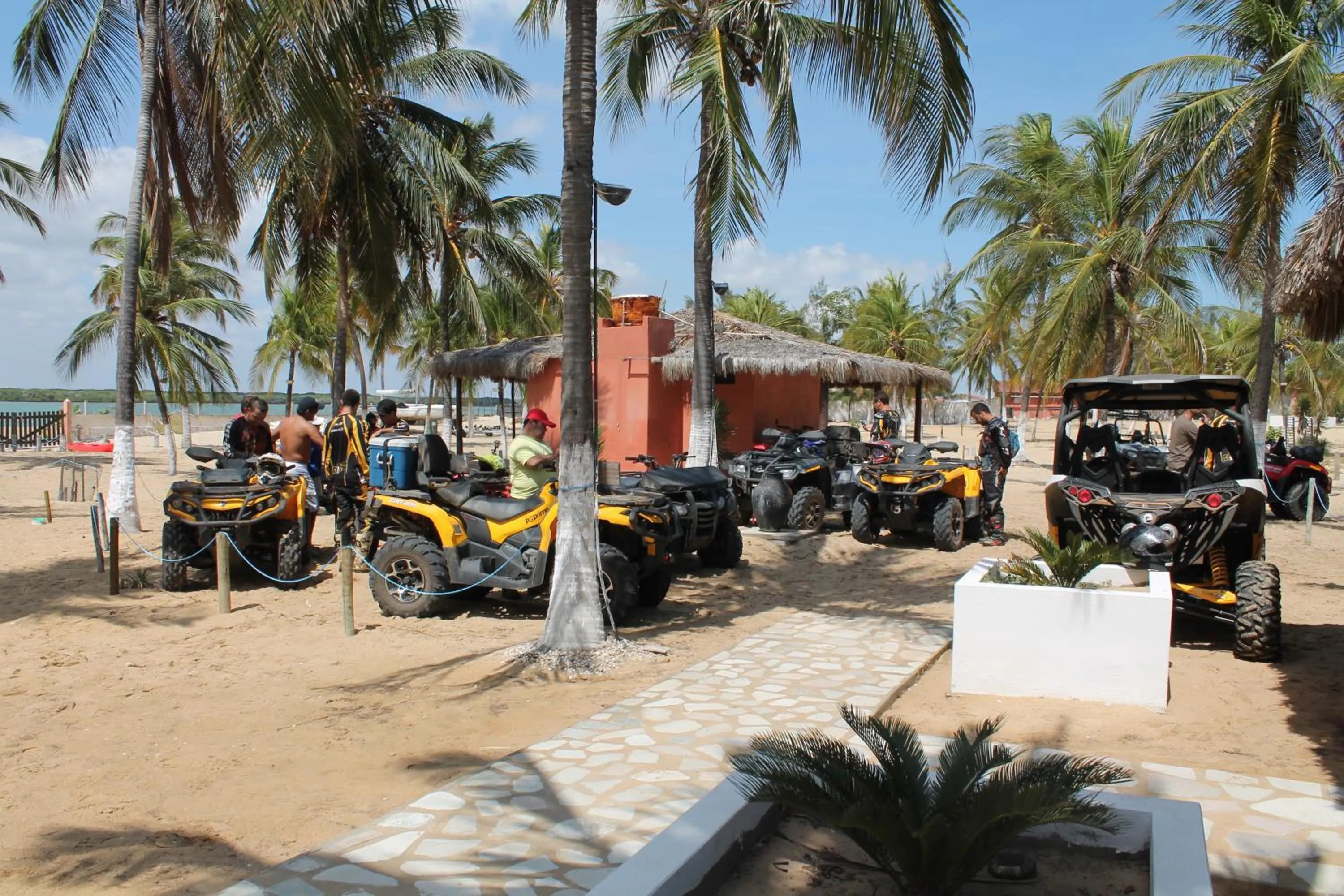 Hiking in Amagali Pousada