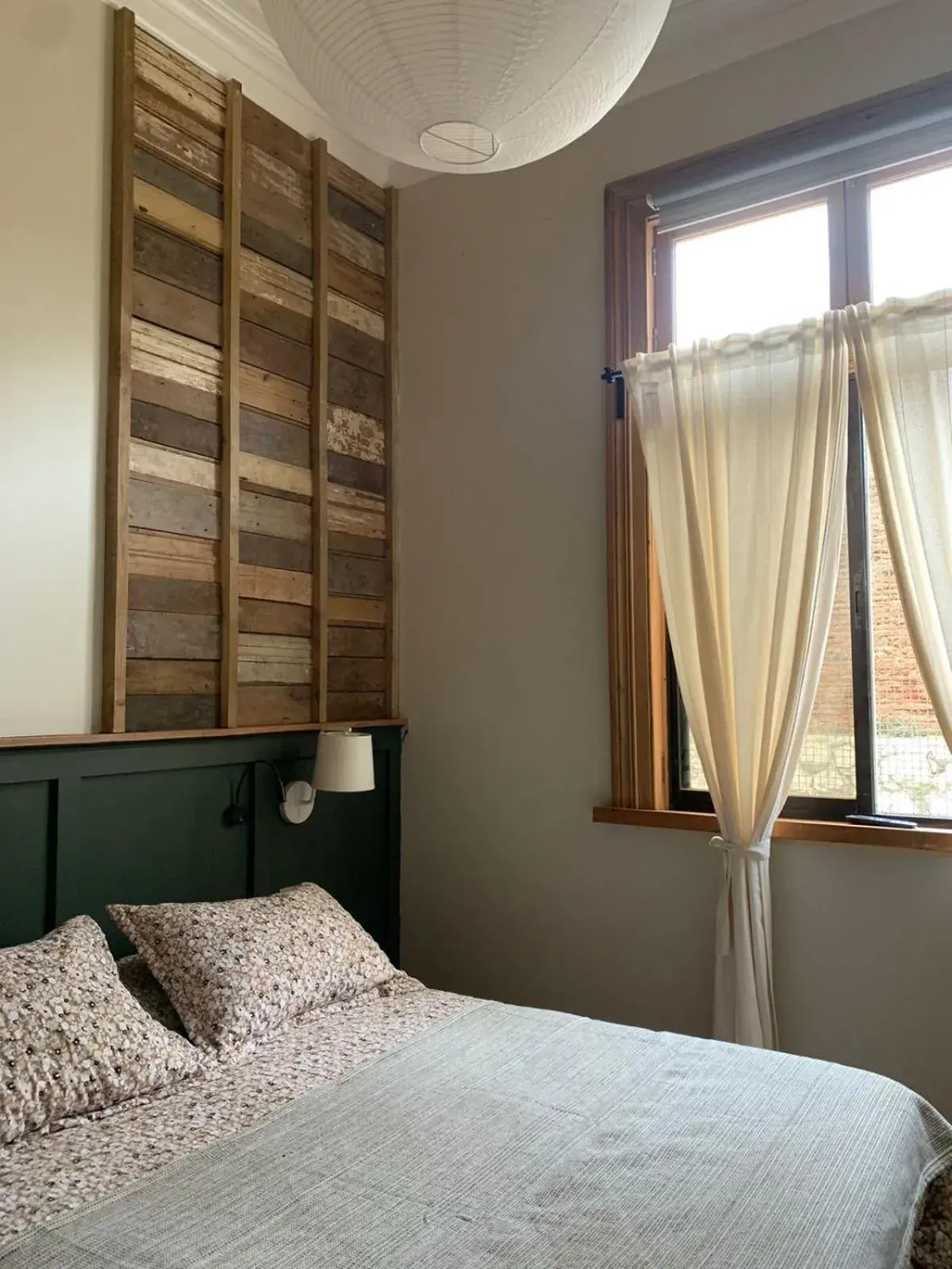 Double Room with Shared Bathroom in Hostal Dinamarca Double Room with Shared Bathroom in Hostal Dinamarca