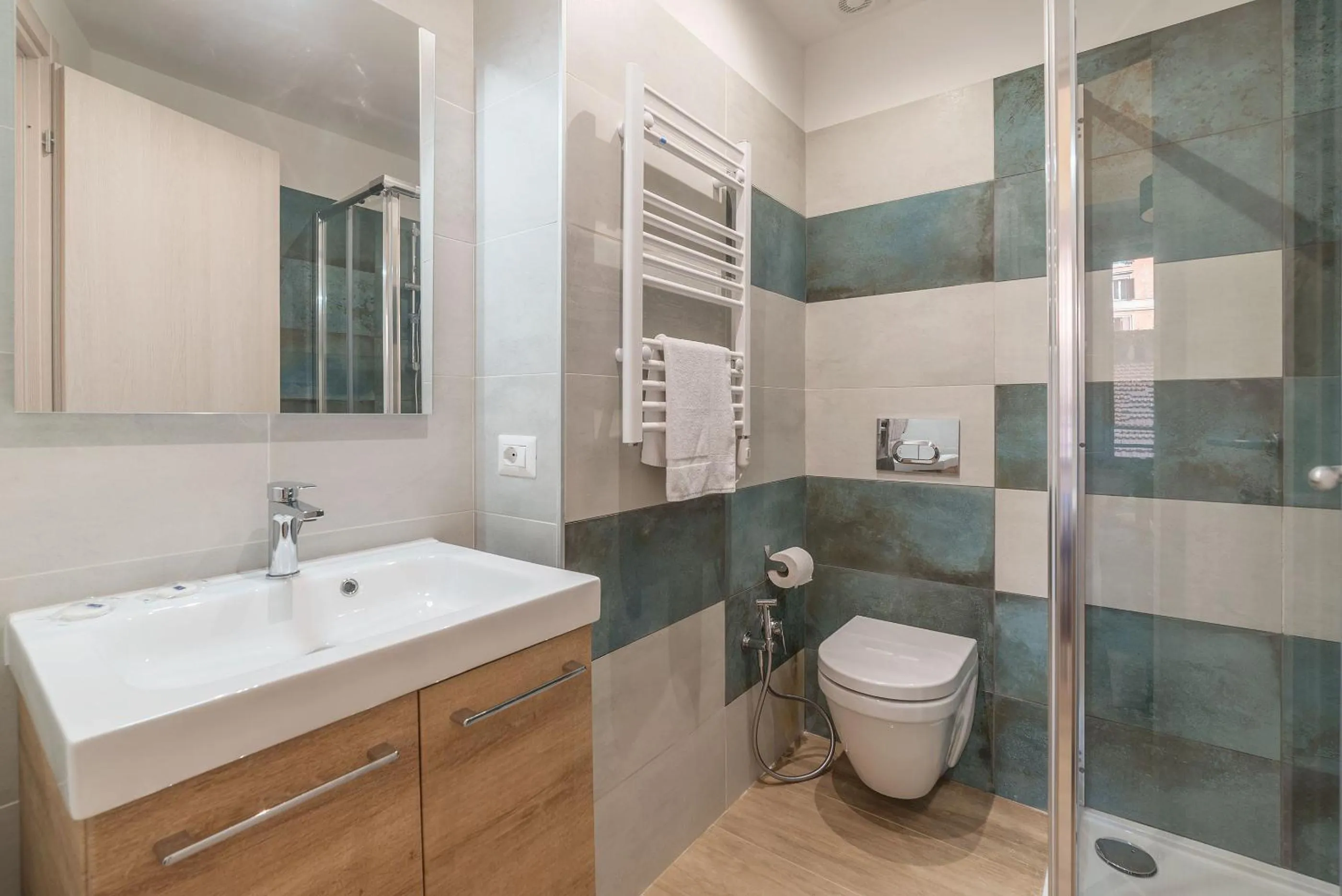 Shower in Roma Station House