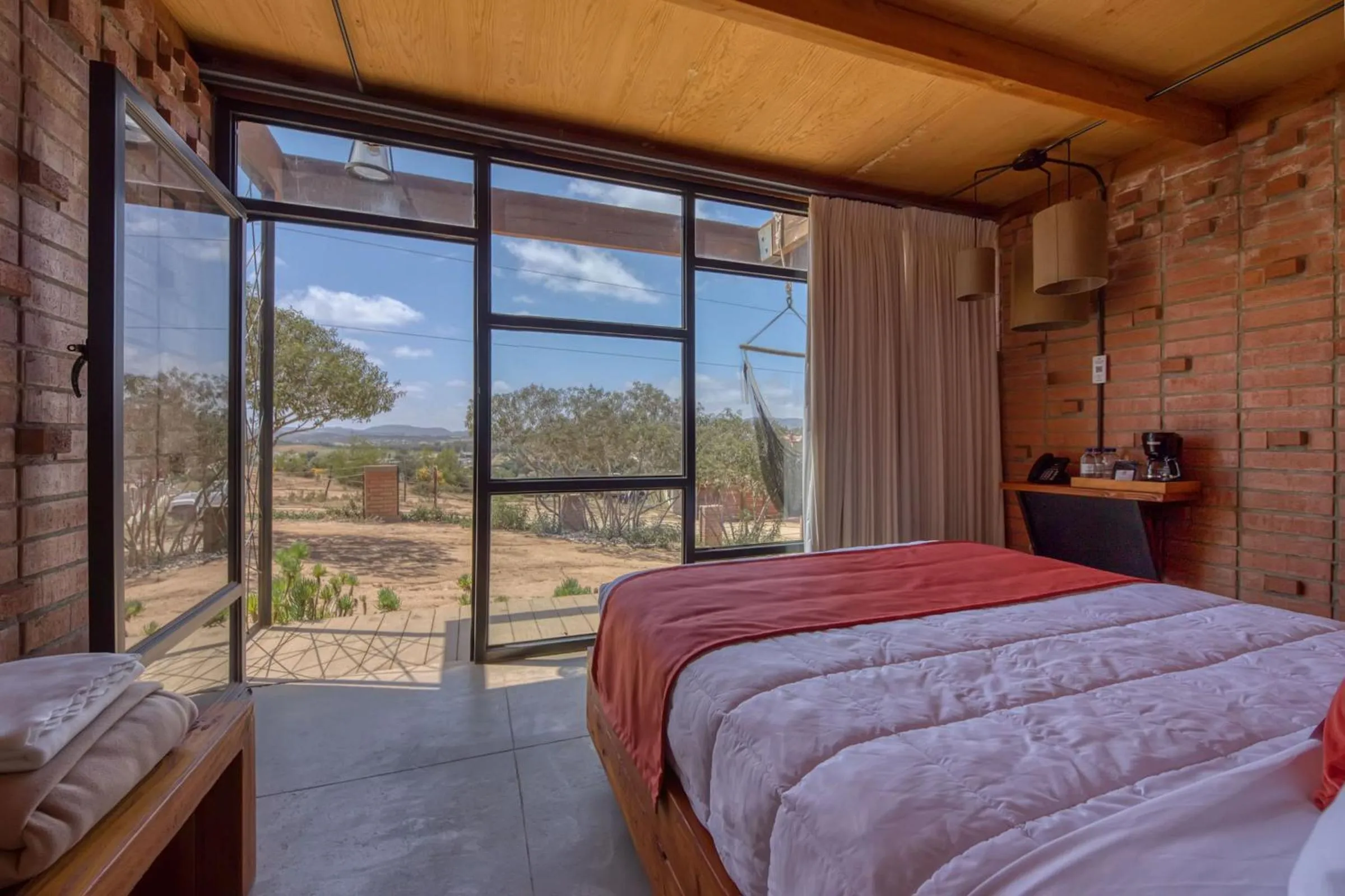 Photo of the whole room, Bed in Maglen Resort