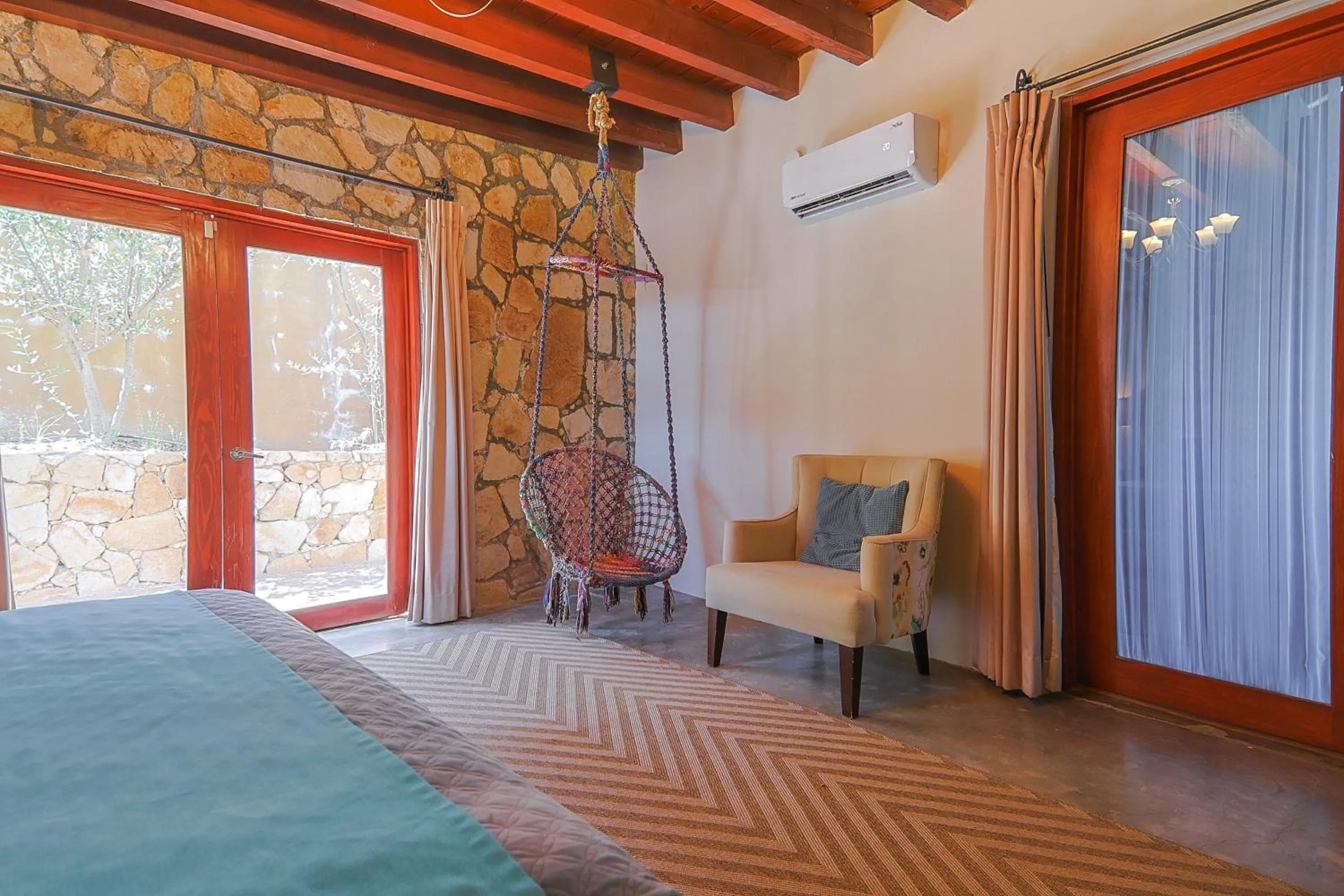 Photo of the whole room, Bed in Maglen Resort