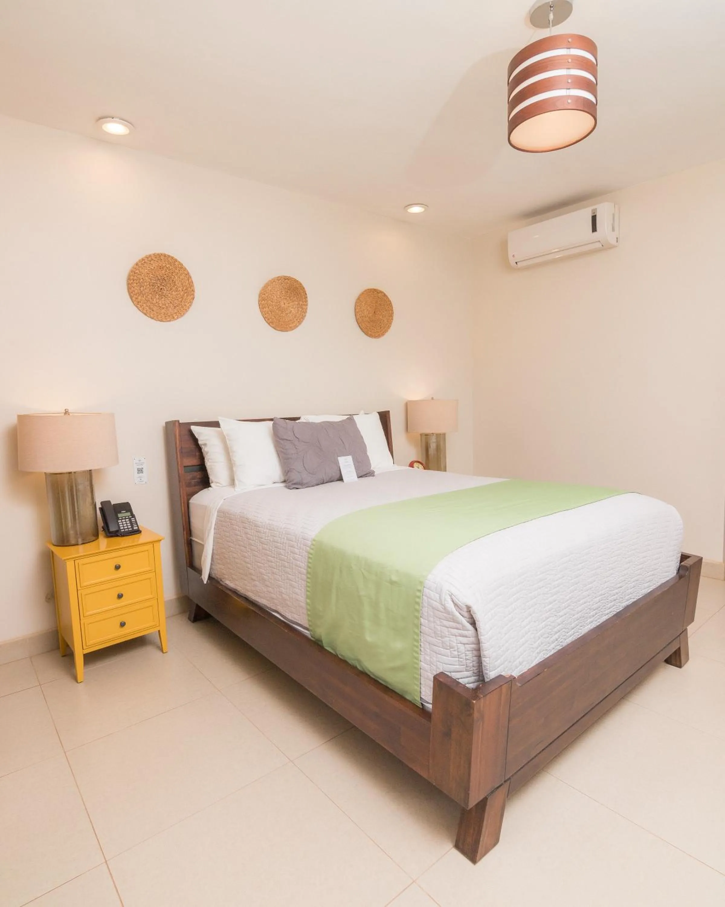 Decorative detail, Bed in Maglen Resort