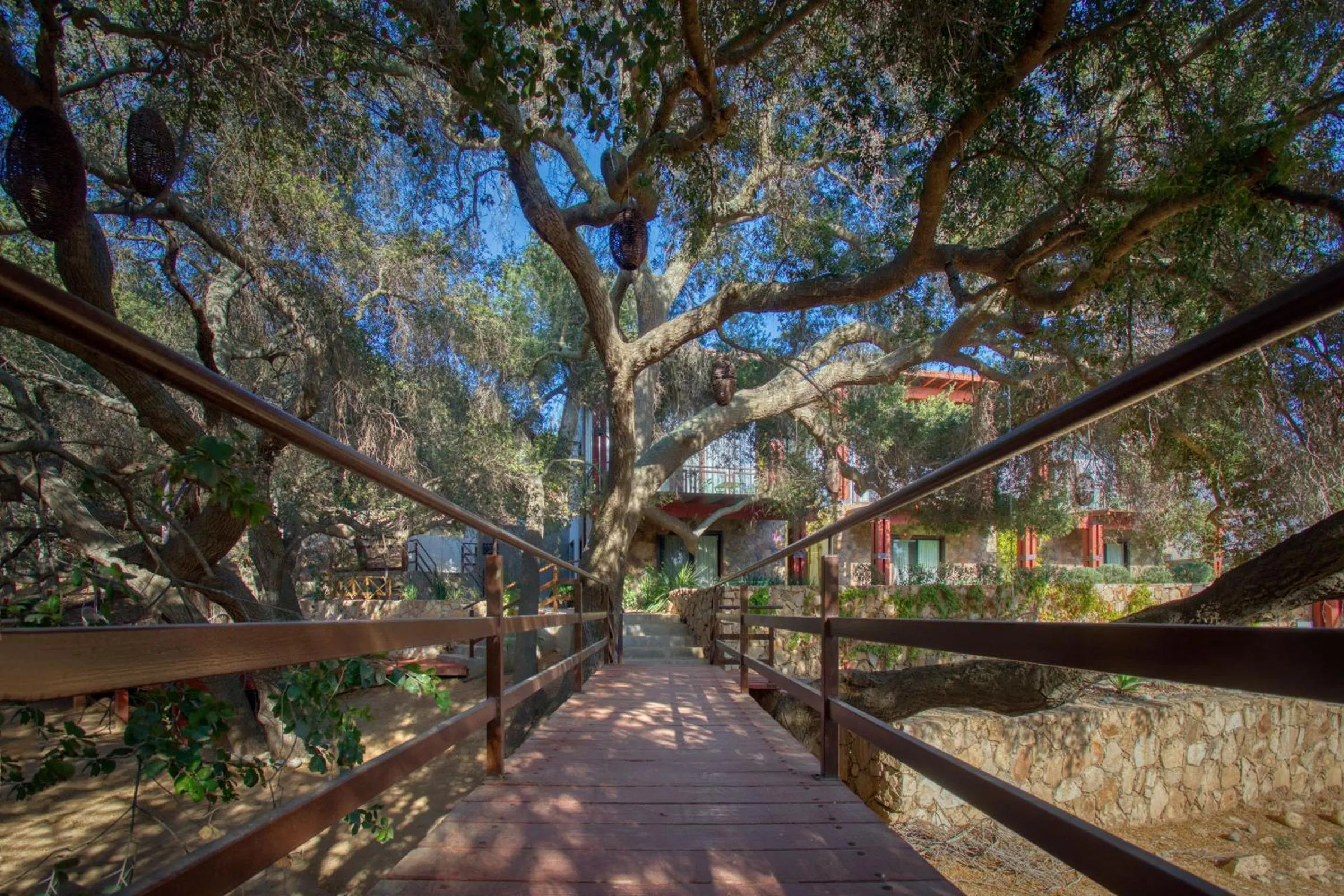 Day in Maglen Resort