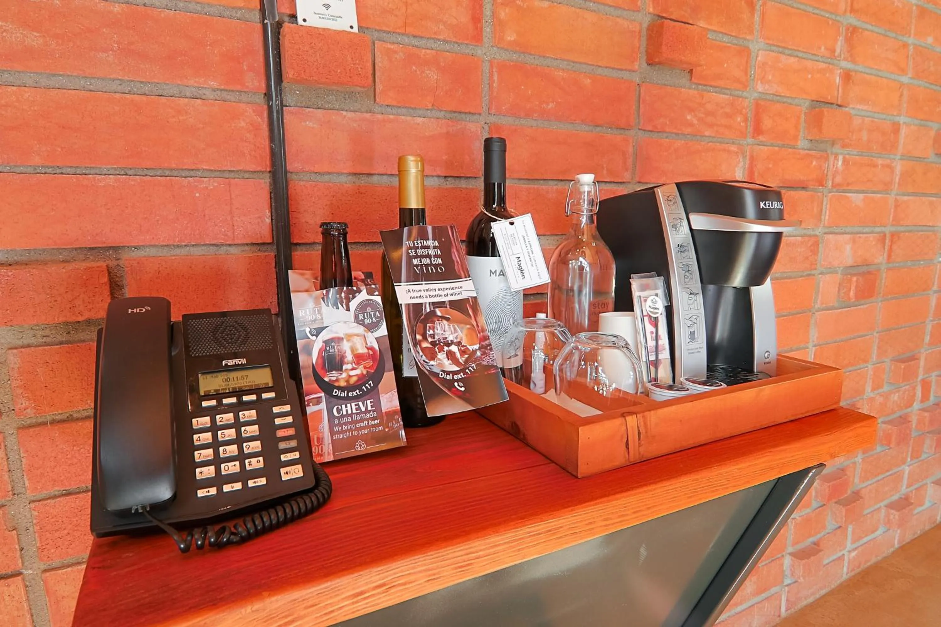 Coffee/tea facilities in Maglen Resort